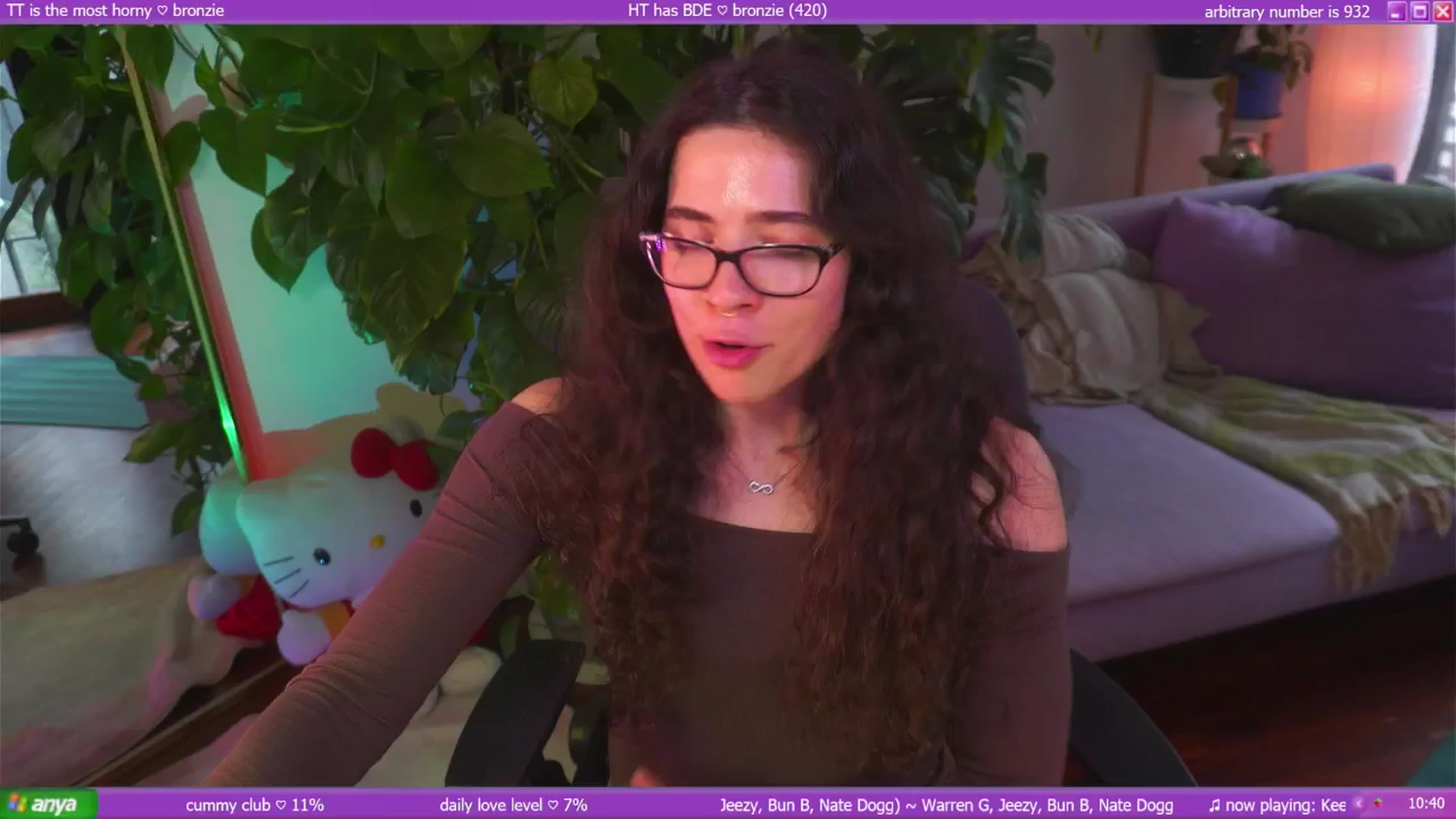 Gallery image thumbnail from afterglow's myfreecams stream on, 08/29/2025, 01:55 image 8 of 20