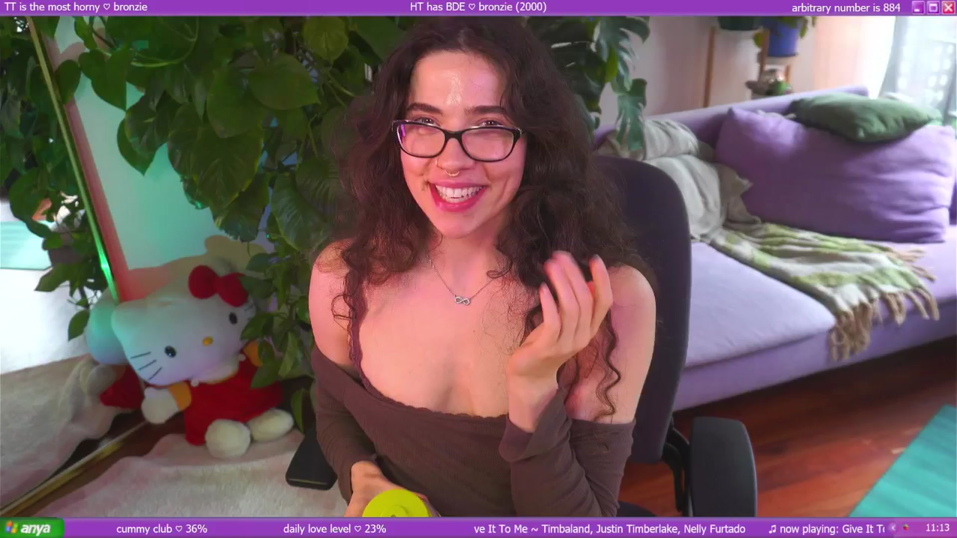 Gallery image thumbnail from afterglow's myfreecams stream on, 08/29/2025, 01:55 image 14 of 20