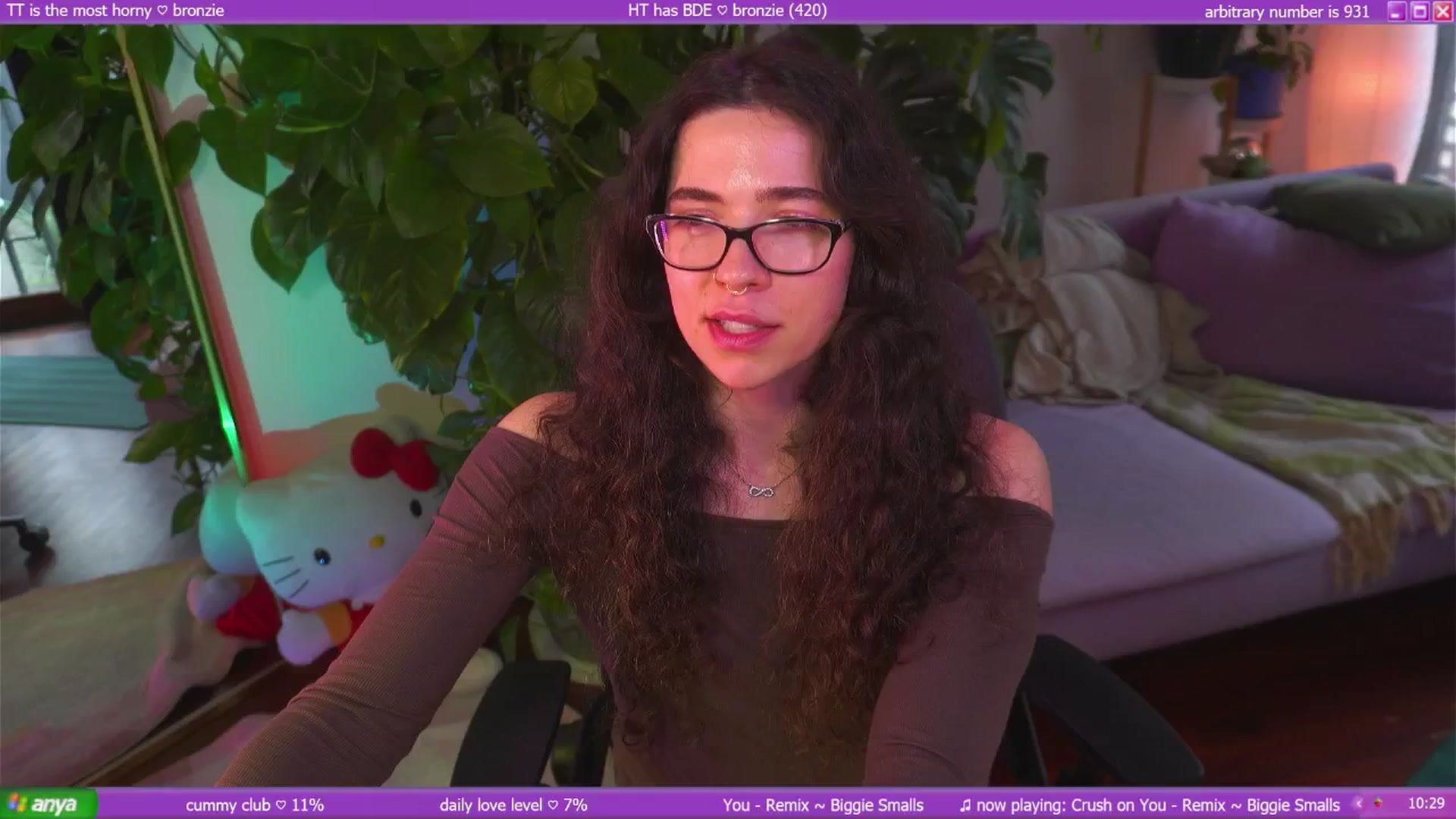 Gallery image thumbnail from afterglow's myfreecams stream on, 08/29/2025, 01:55 image 6 of 20