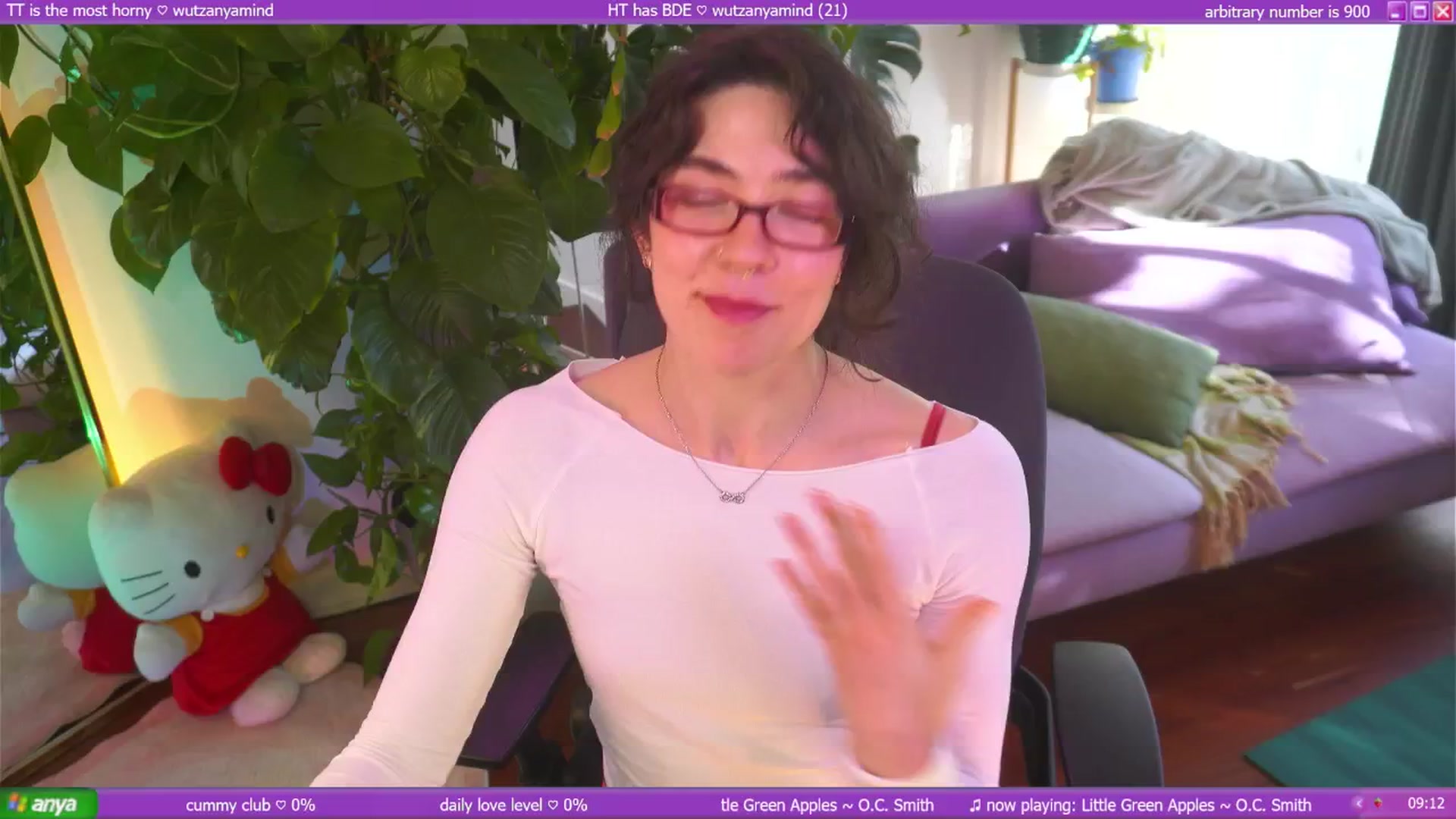 Gallery image thumbnail from afterglow's myfreecams stream on, 09/01/2025, 24:04 image 9 of 20