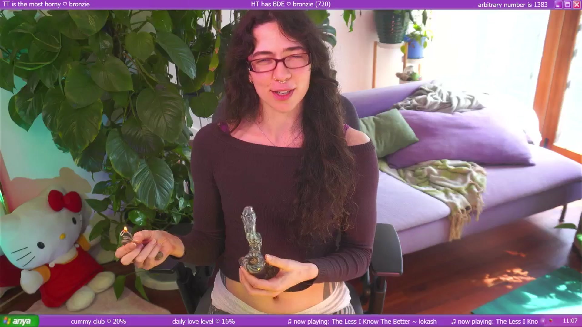 Gallery image thumbnail from afterglow's myfreecams stream on, 09/04/2025, 02:44 image 3 of 20