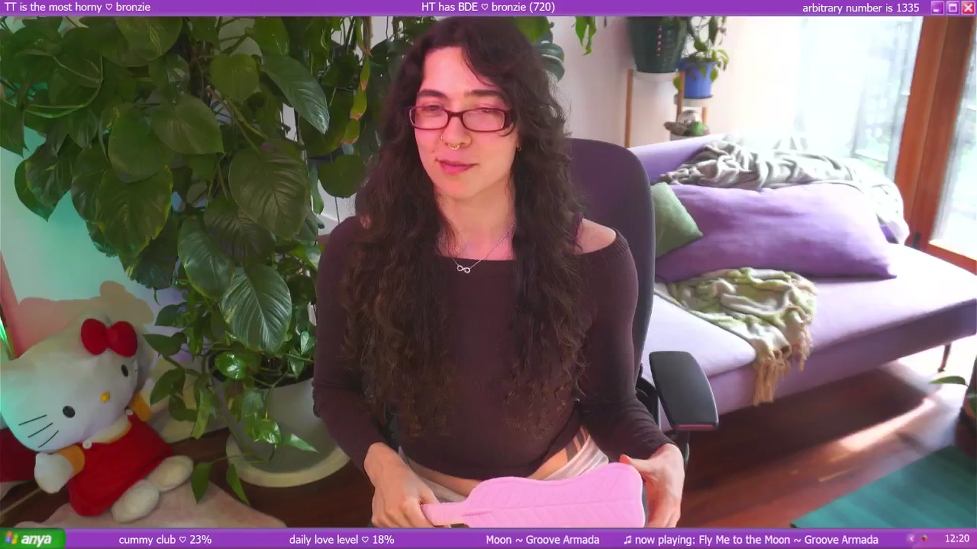 Gallery image thumbnail from afterglow's myfreecams stream on, 09/04/2025, 02:44 image 17 of 20