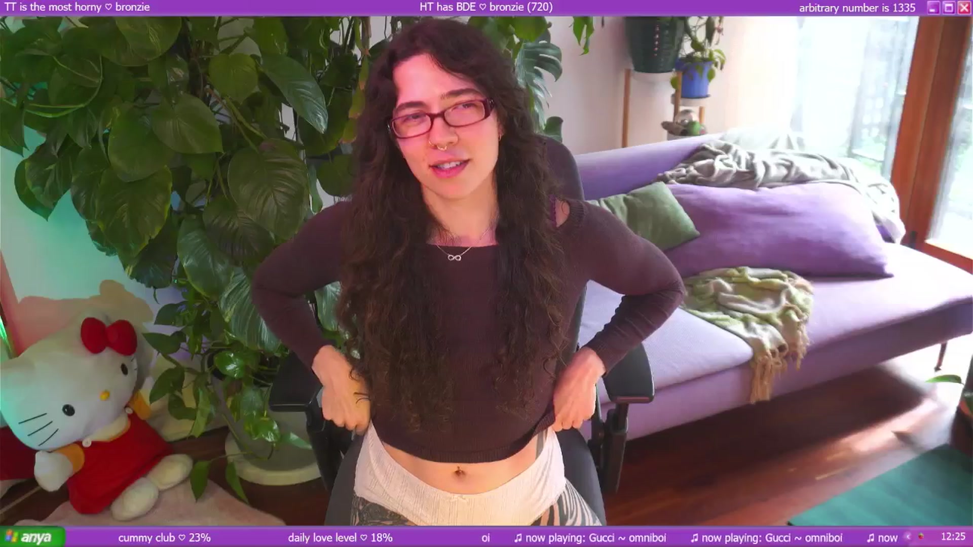 Gallery image thumbnail from afterglow's myfreecams stream on, 09/04/2025, 02:44 image 18 of 20