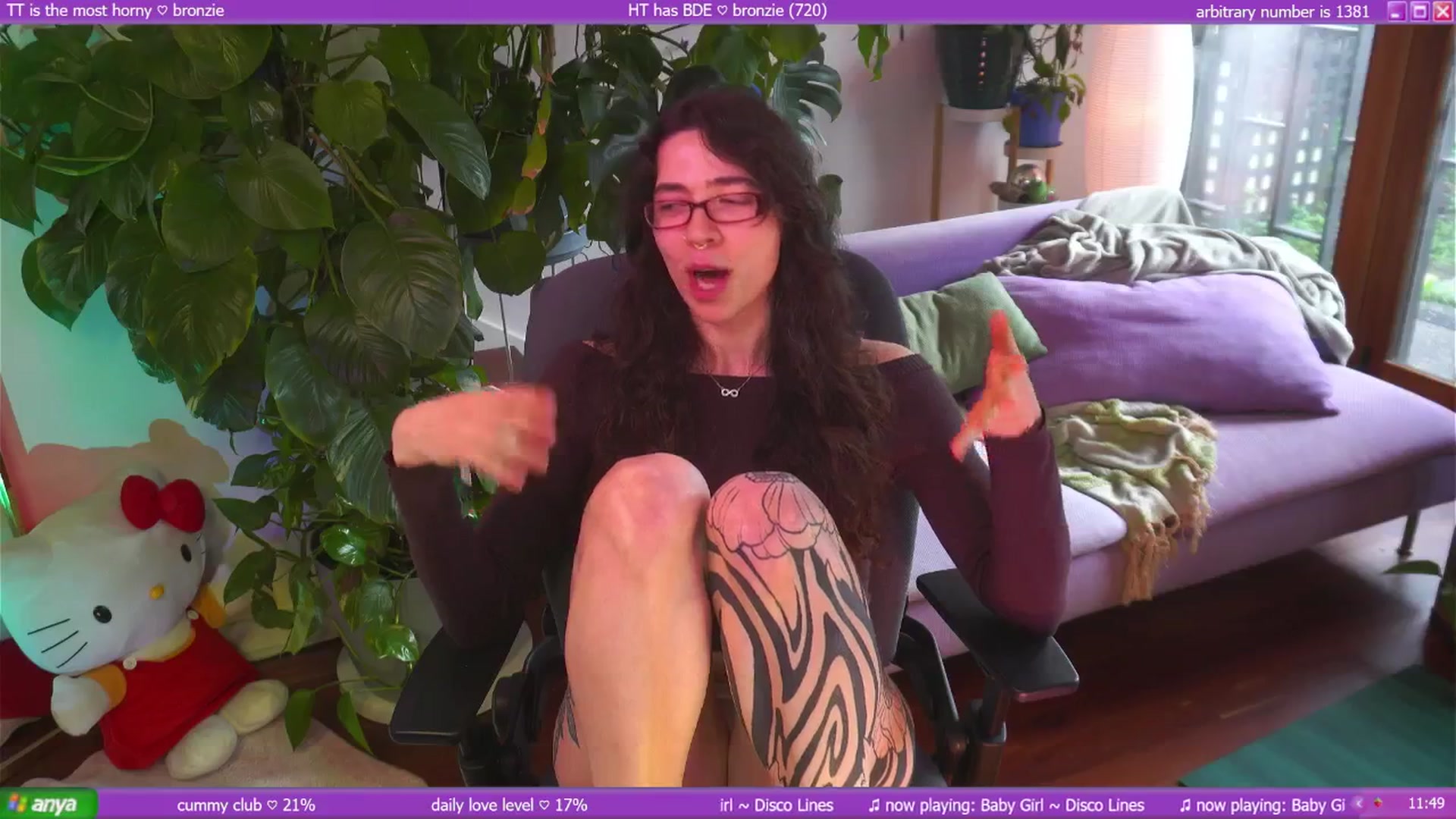 Gallery image thumbnail from afterglow's myfreecams stream on, 09/04/2025, 02:44 image 11 of 20