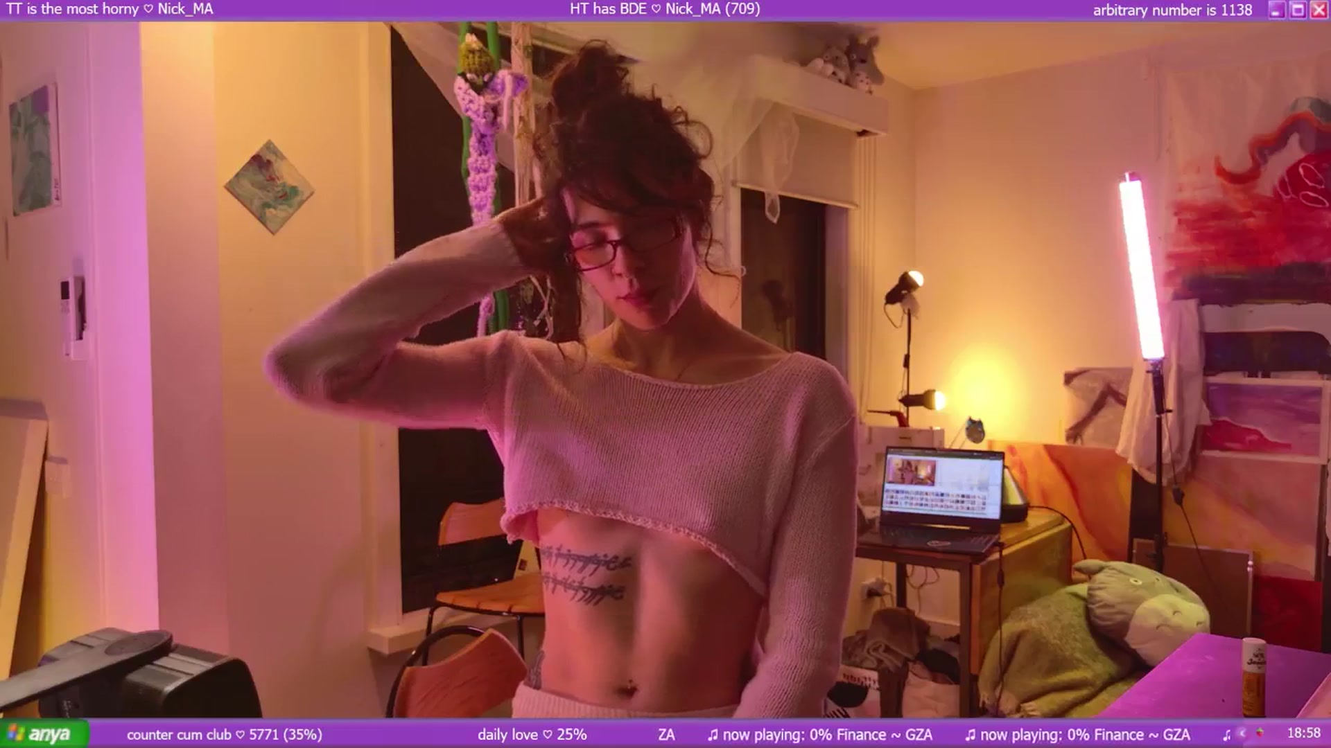 Gallery image thumbnail from afterglow's myfreecams stream on, 09/14/2025, 09:31 image 13 of 20