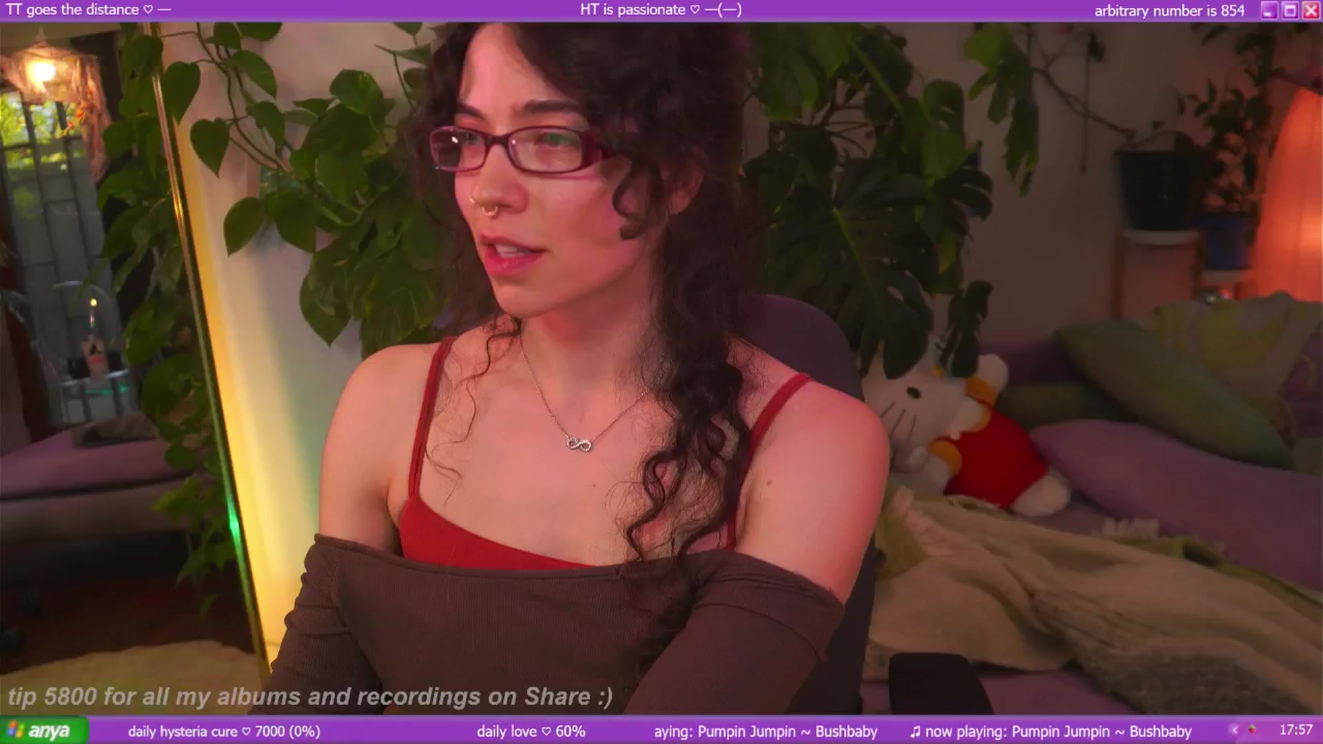 Gallery image thumbnail from afterglow's myfreecams stream on, 09/28/2025, 11:53 image 1 of 20