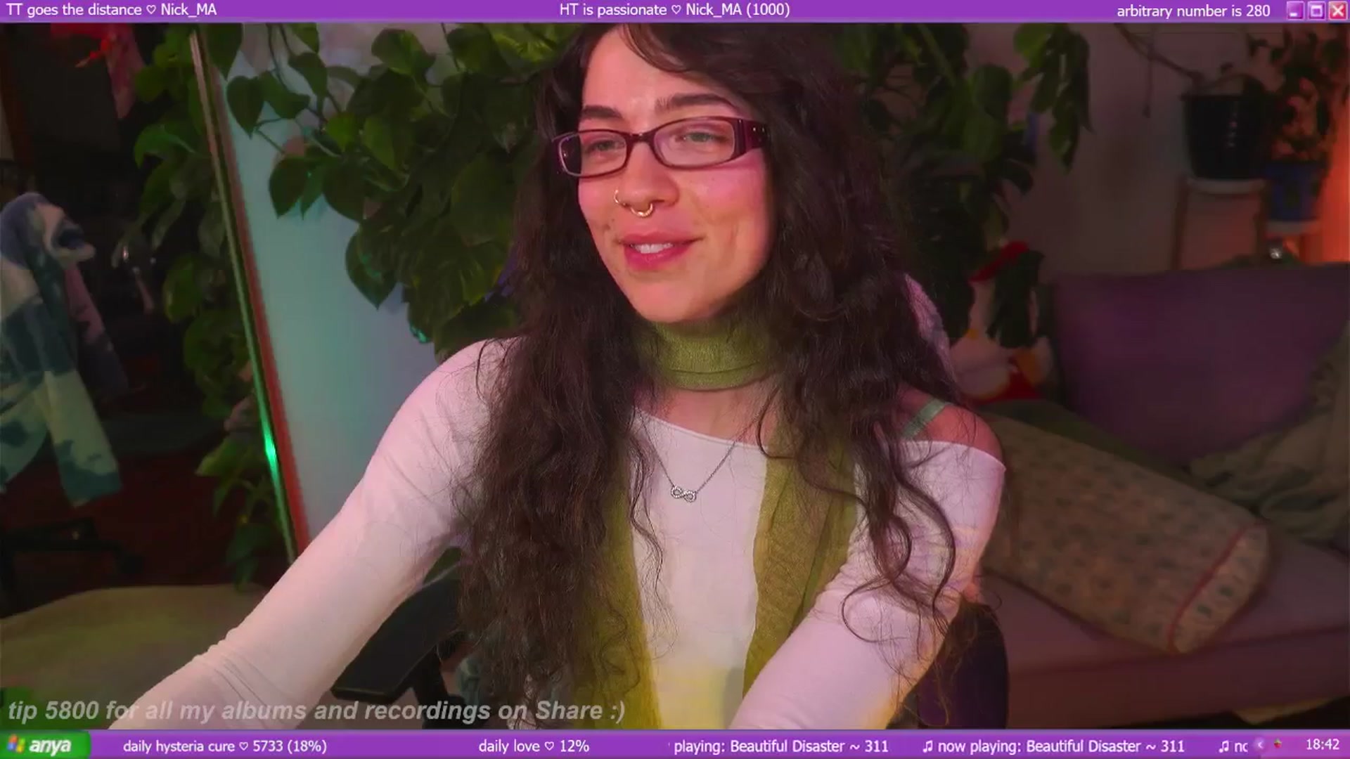 Gallery image thumbnail from afterglow's myfreecams stream on, 10/02/2025, 08:53 image 12 of 20