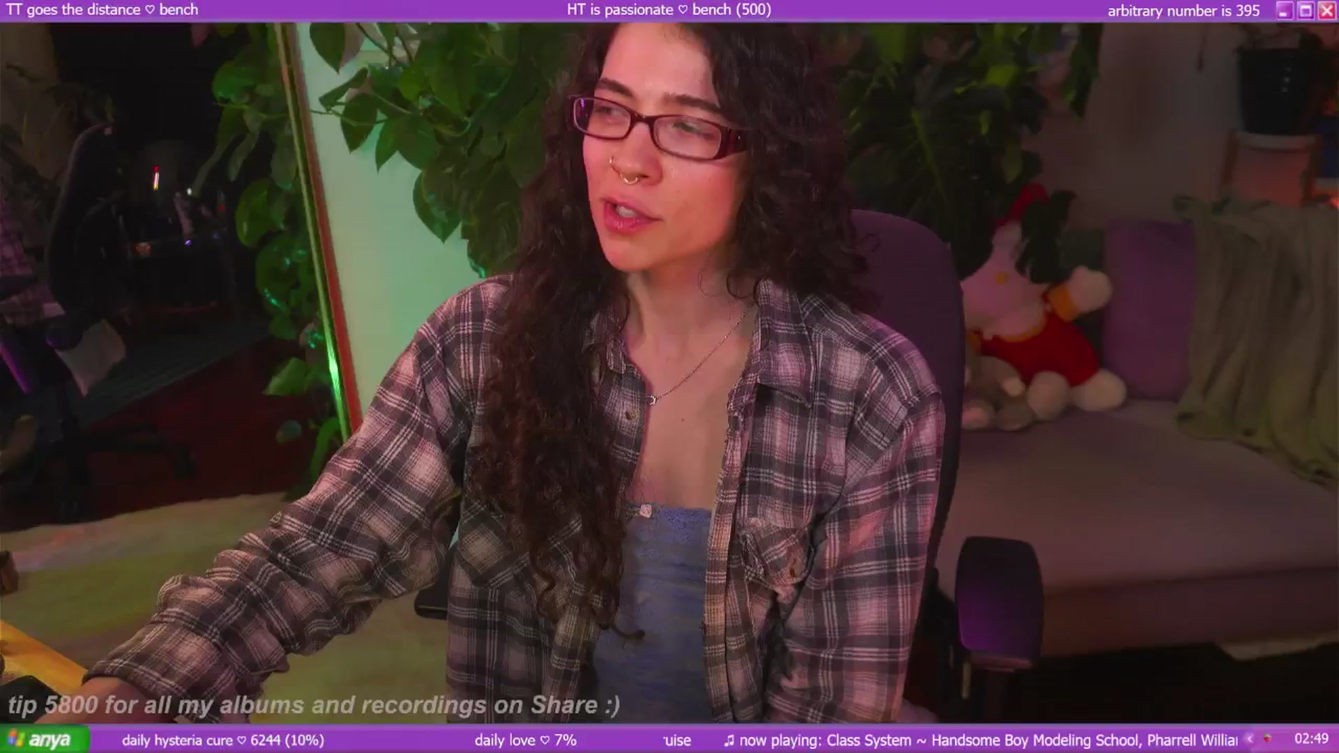 Gallery image thumbnail from afterglow's myfreecams stream on, 10/07/2025, 18:56 image 9 of 20