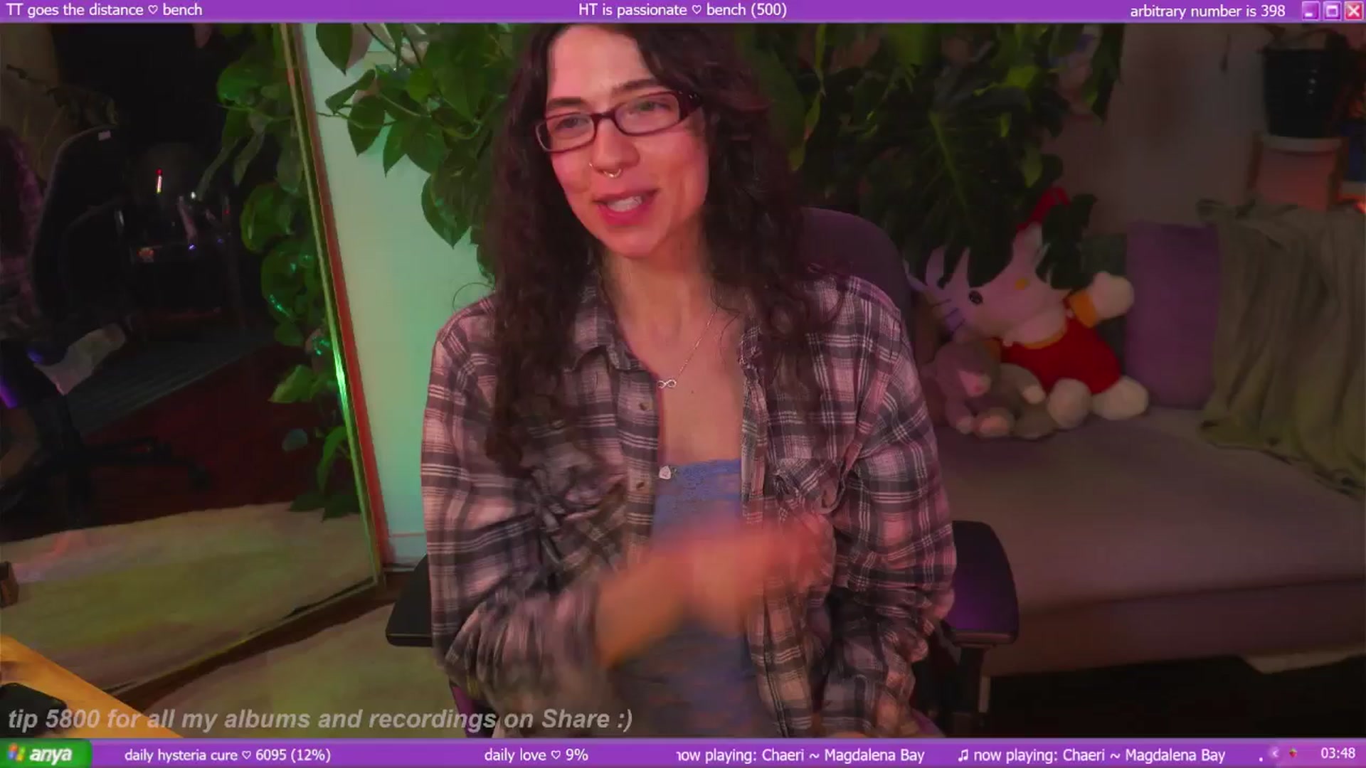 Gallery image thumbnail from afterglow's myfreecams stream on, 10/07/2025, 18:56 image 13 of 20