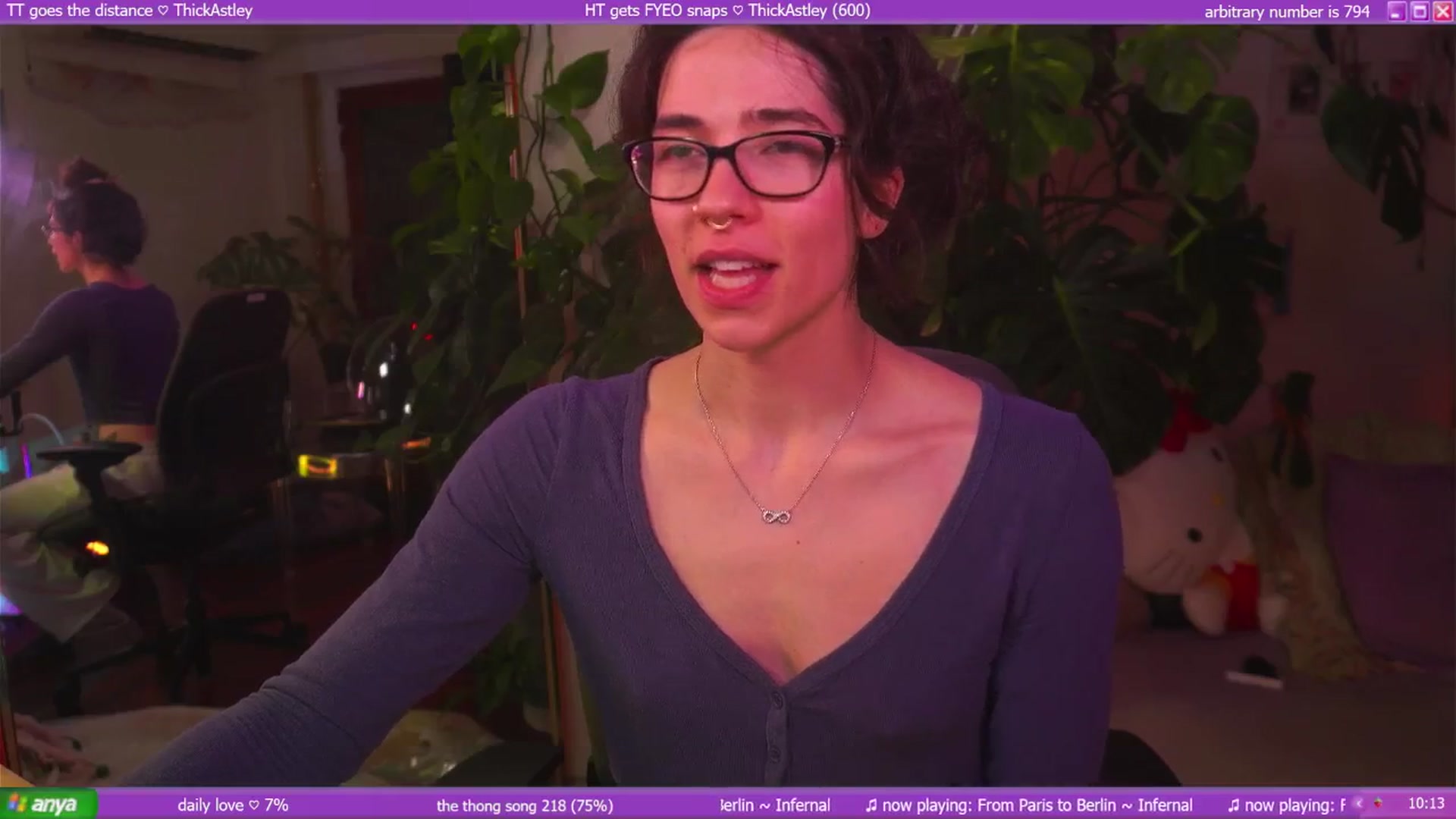 Gallery image thumbnail from afterglow's myfreecams stream on, 11/12/2025, 11:03 image 10 of 20