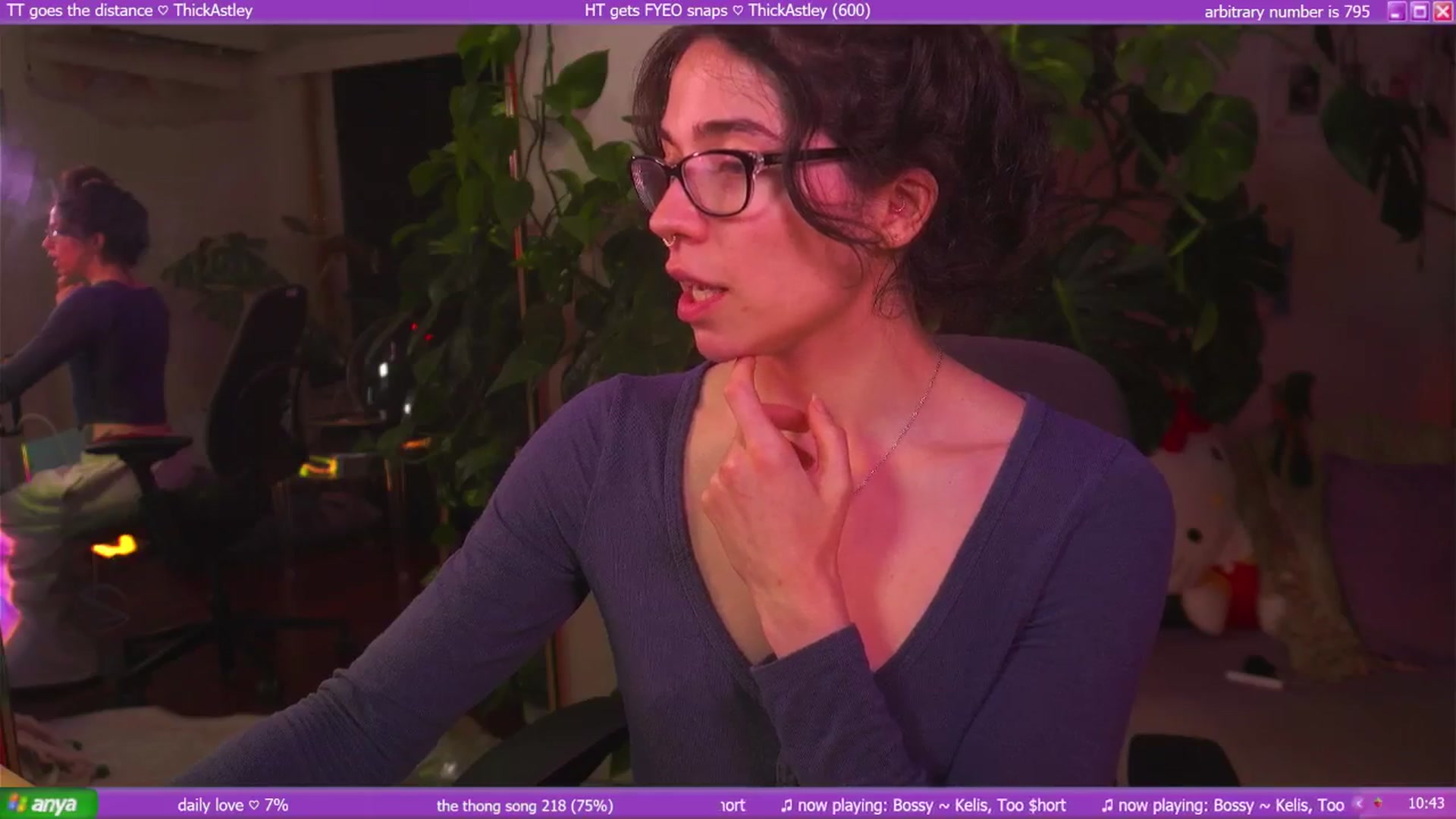 Gallery image thumbnail from afterglow's myfreecams stream on, 11/12/2025, 11:03 image 17 of 20