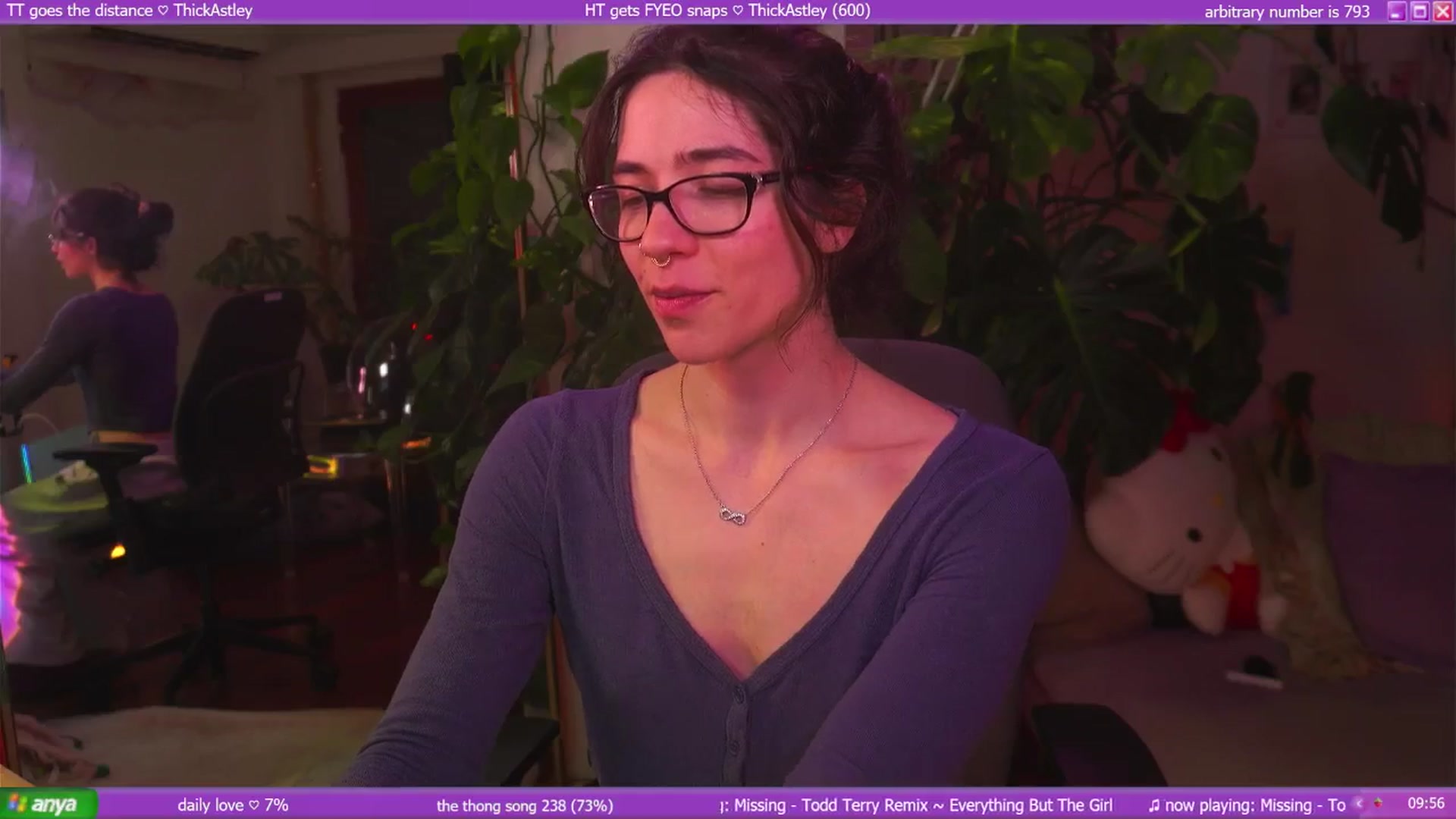 Gallery image thumbnail from afterglow's myfreecams stream on, 11/12/2025, 11:03 image 6 of 20