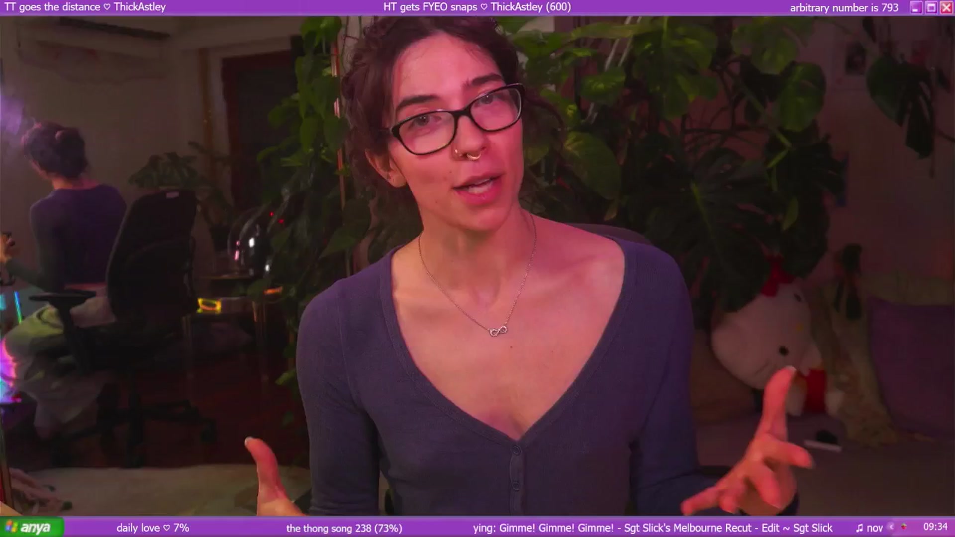 Gallery image thumbnail from afterglow's myfreecams stream on, 11/12/2025, 11:03 image 1 of 20