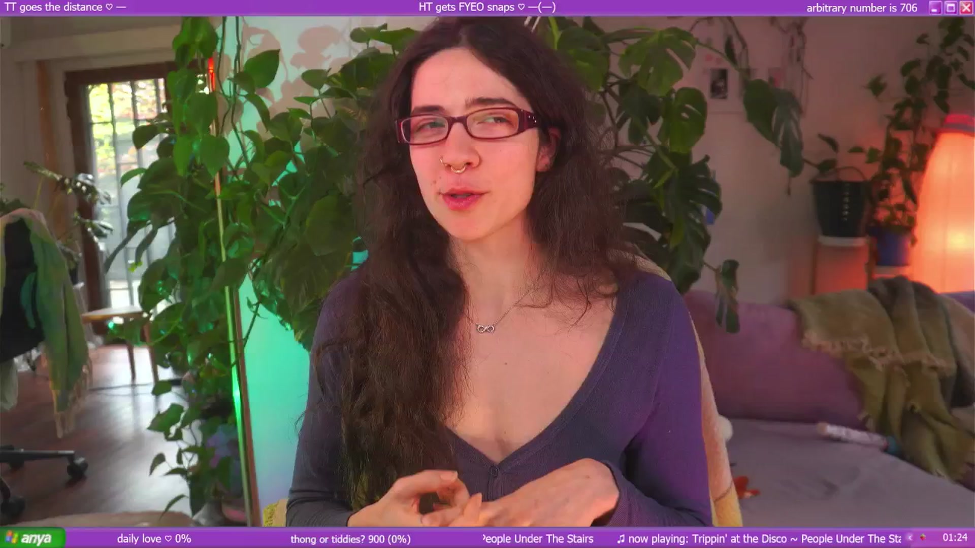 Gallery image thumbnail from afterglow's myfreecams stream on, 11/17/2025, 02:04 image 13 of 20