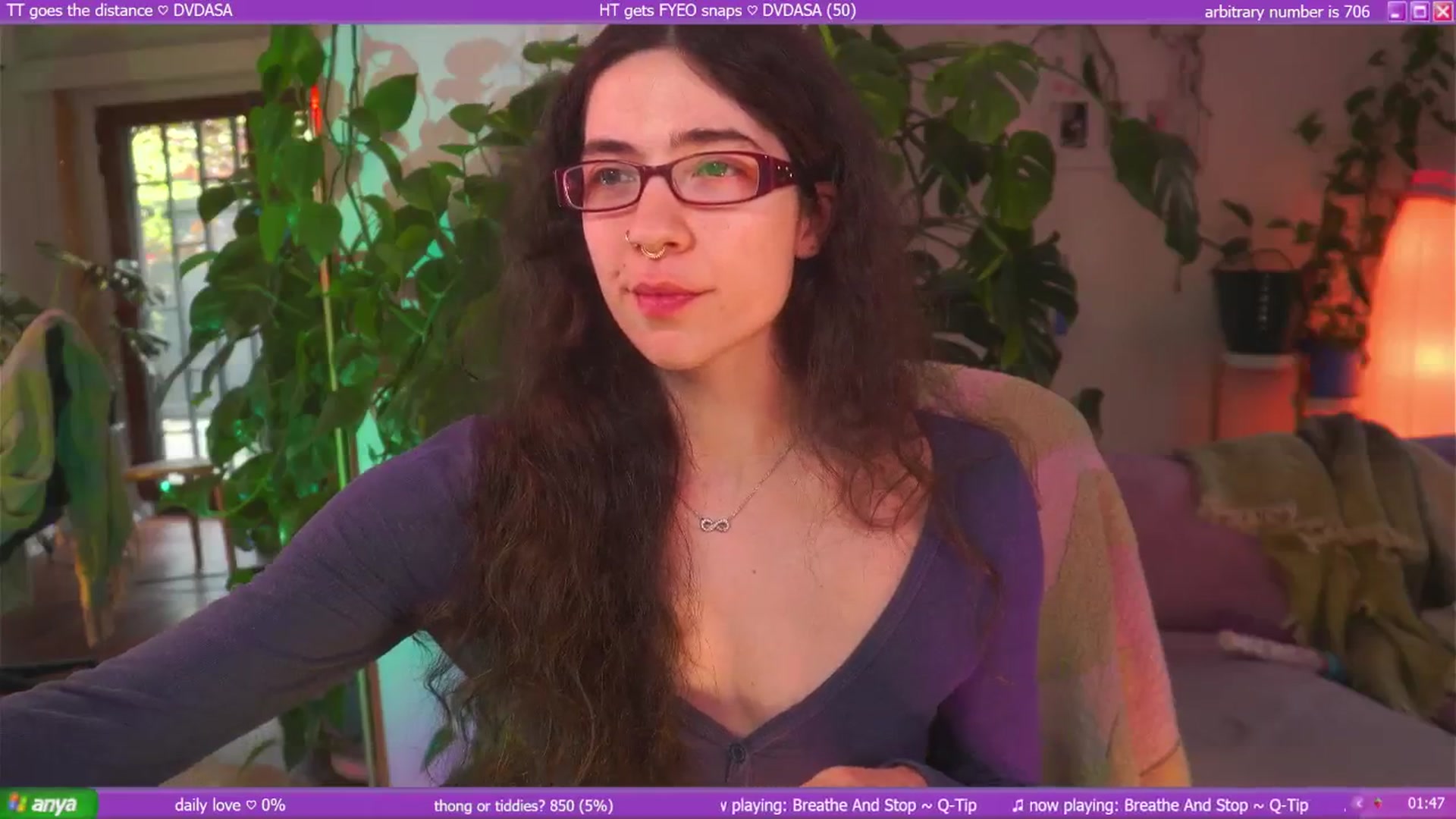 Gallery image thumbnail from afterglow's myfreecams stream on, 11/17/2025, 02:04 image 18 of 20