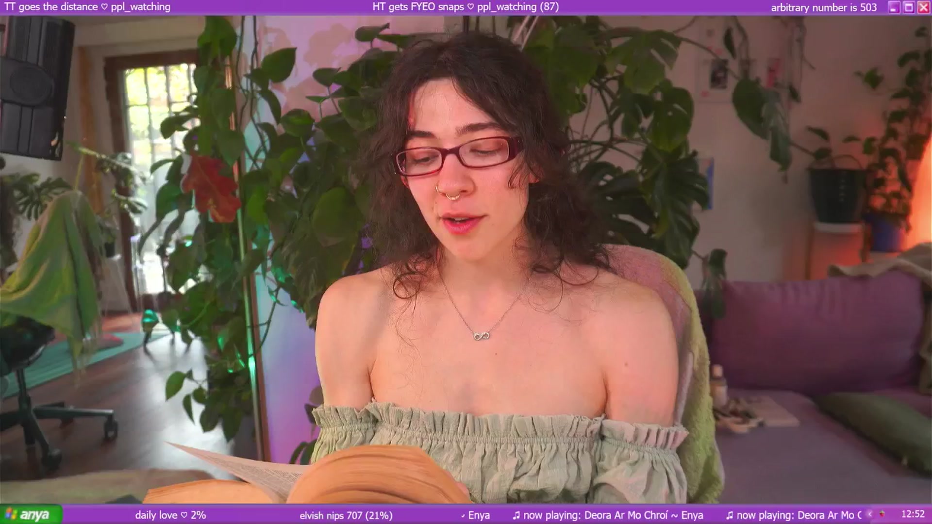 Gallery image thumbnail from afterglow's myfreecams stream on, 11/28/2025, 05:09 image 4 of 20