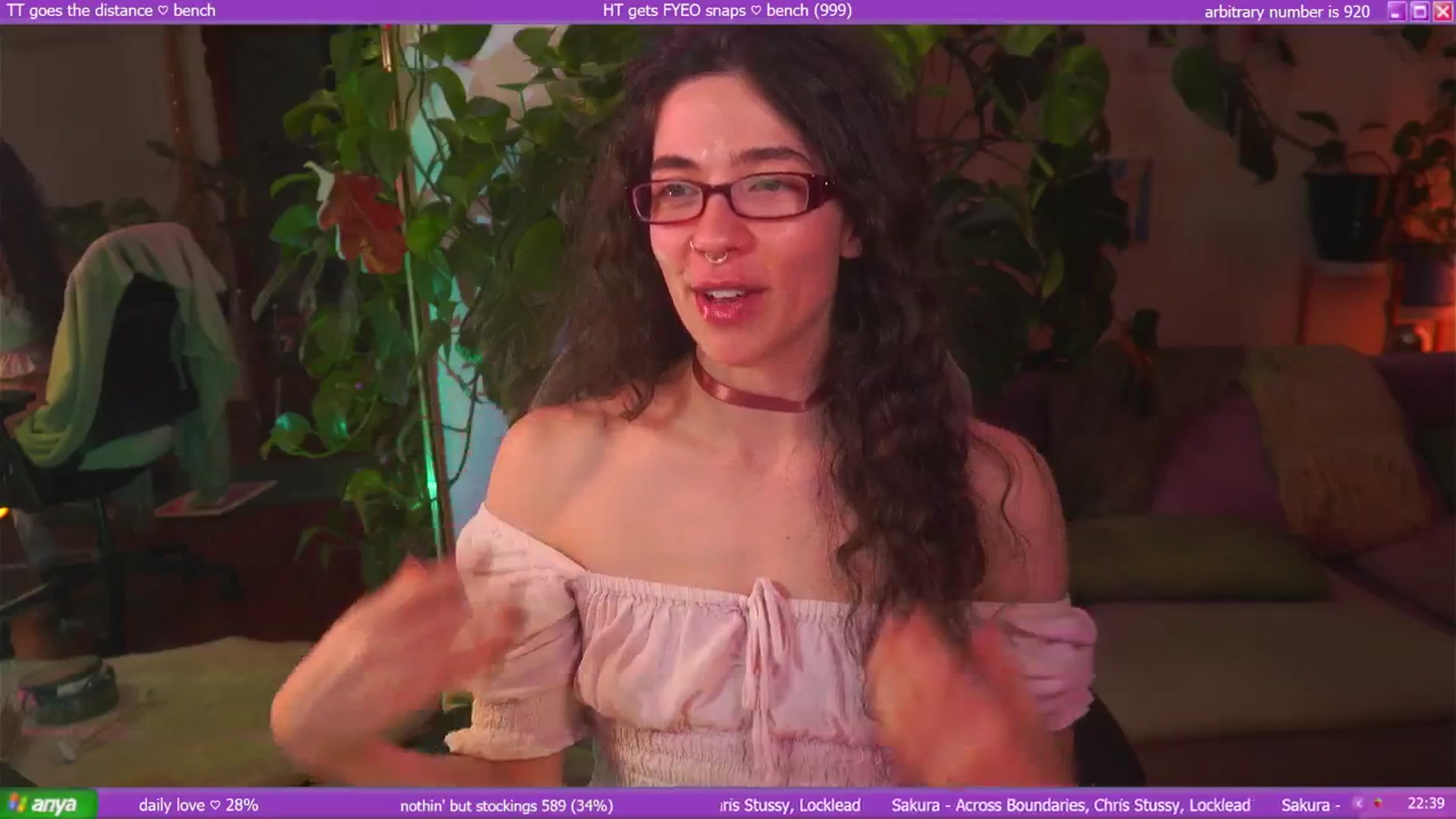 Gallery image thumbnail from afterglow's myfreecams stream on, 12/14/2025, 12:07 image 15 of 20