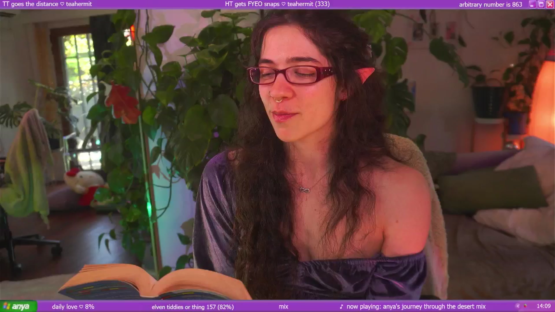 Gallery image thumbnail from afterglow's myfreecams stream on, 12/26/2025, 06:29 image 5 of 20