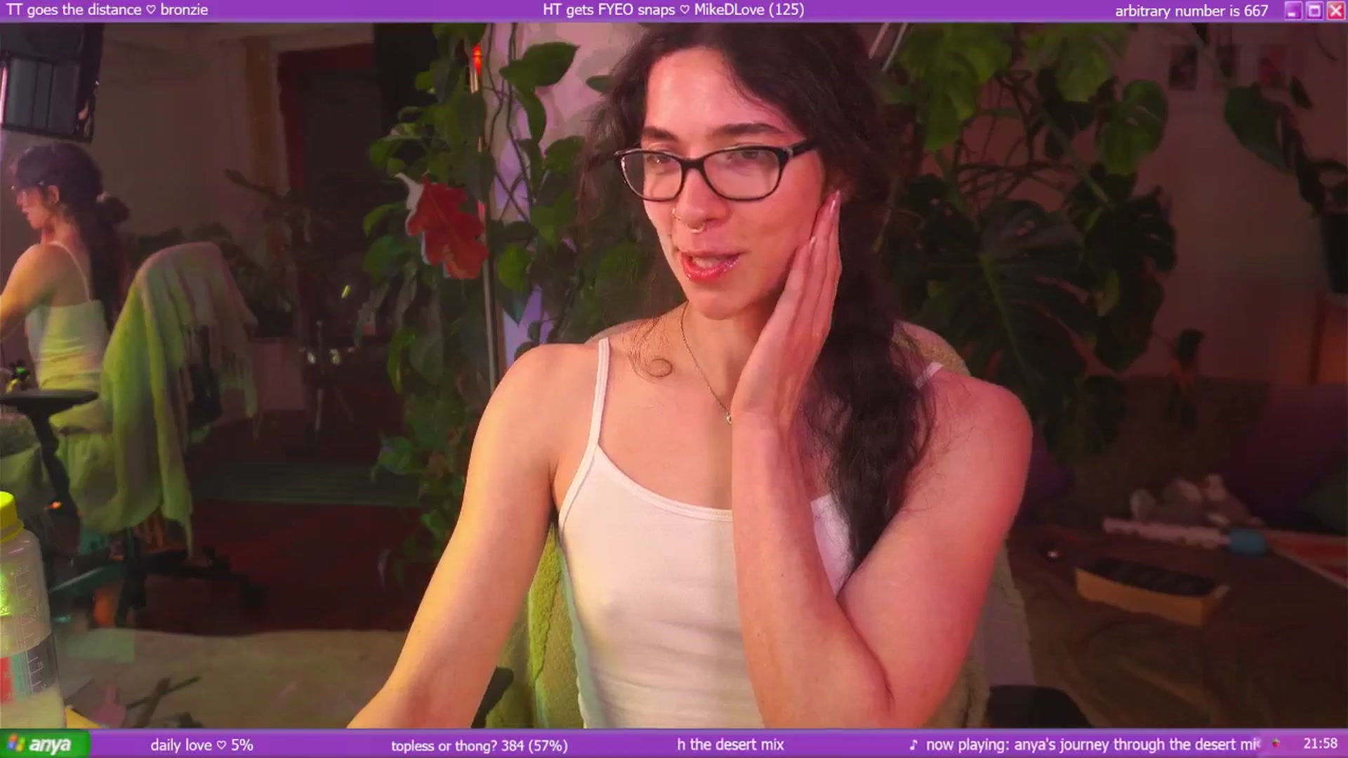 Gallery image thumbnail from afterglow's myfreecams stream on, 12/31/2025, 11:11 image 20 of 20