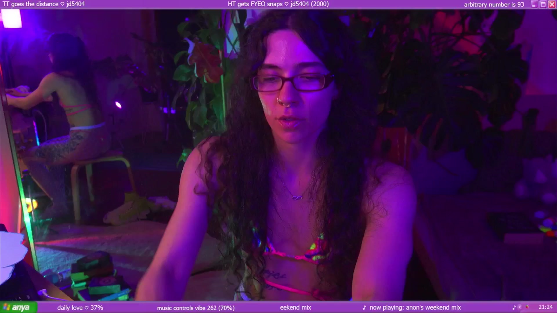 Gallery image thumbnail from afterglow's myfreecams stream on, 01/01/2026, 11:34 image 12 of 20