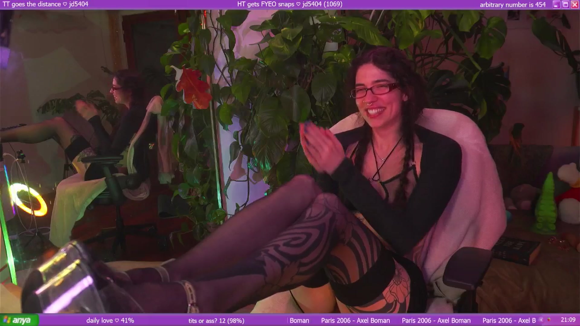 Gallery image thumbnail from afterglow's myfreecams stream on, 01/10/2026, 10:28 image 7 of 20