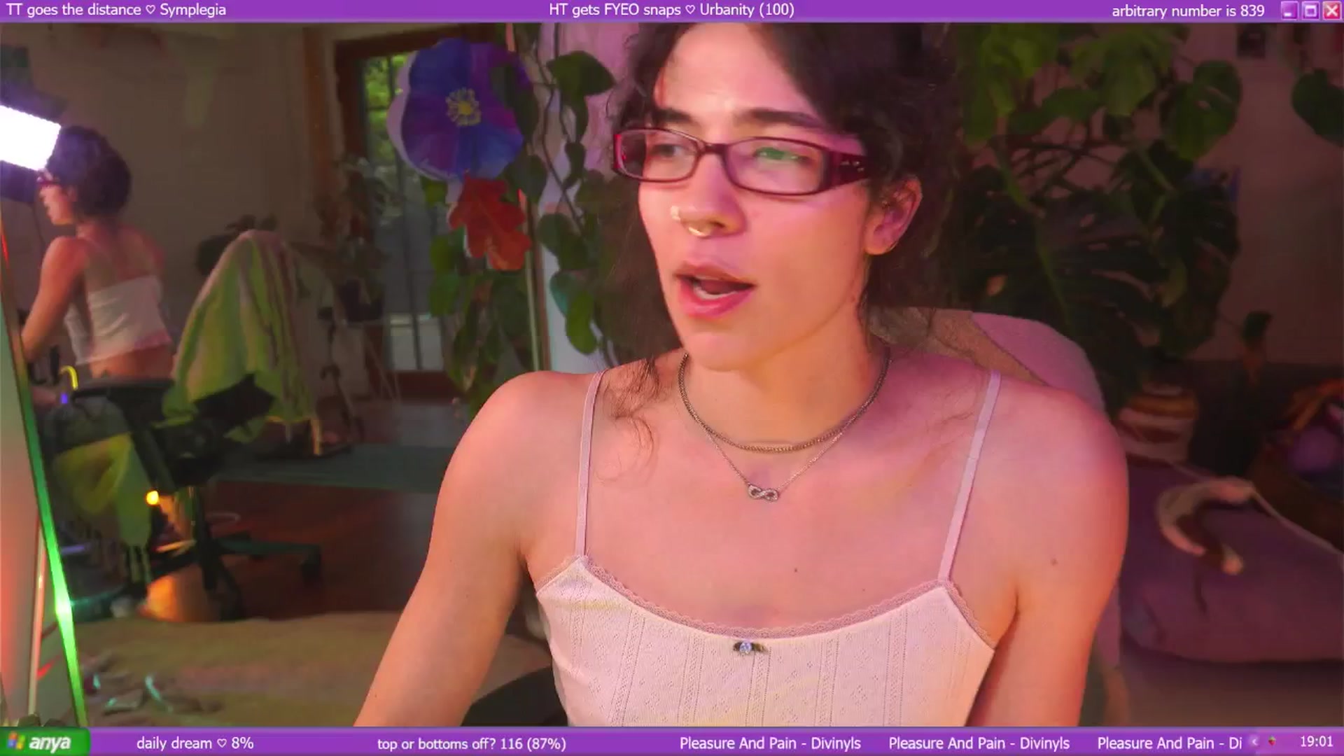 Gallery image thumbnail from afterglow's myfreecams stream on, 02/09/2026, 08:23 image 2 of 20