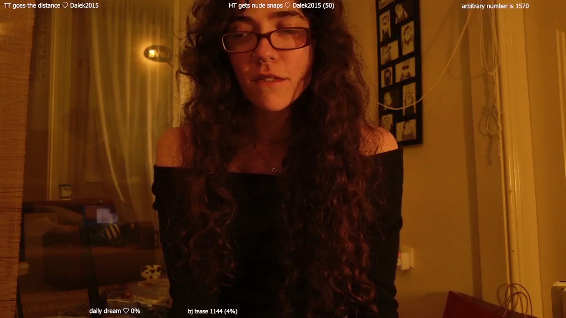 Gallery image thumbnail from afterglow's myfreecams stream on, 03/08/2026, 21:06 image 1 of 20