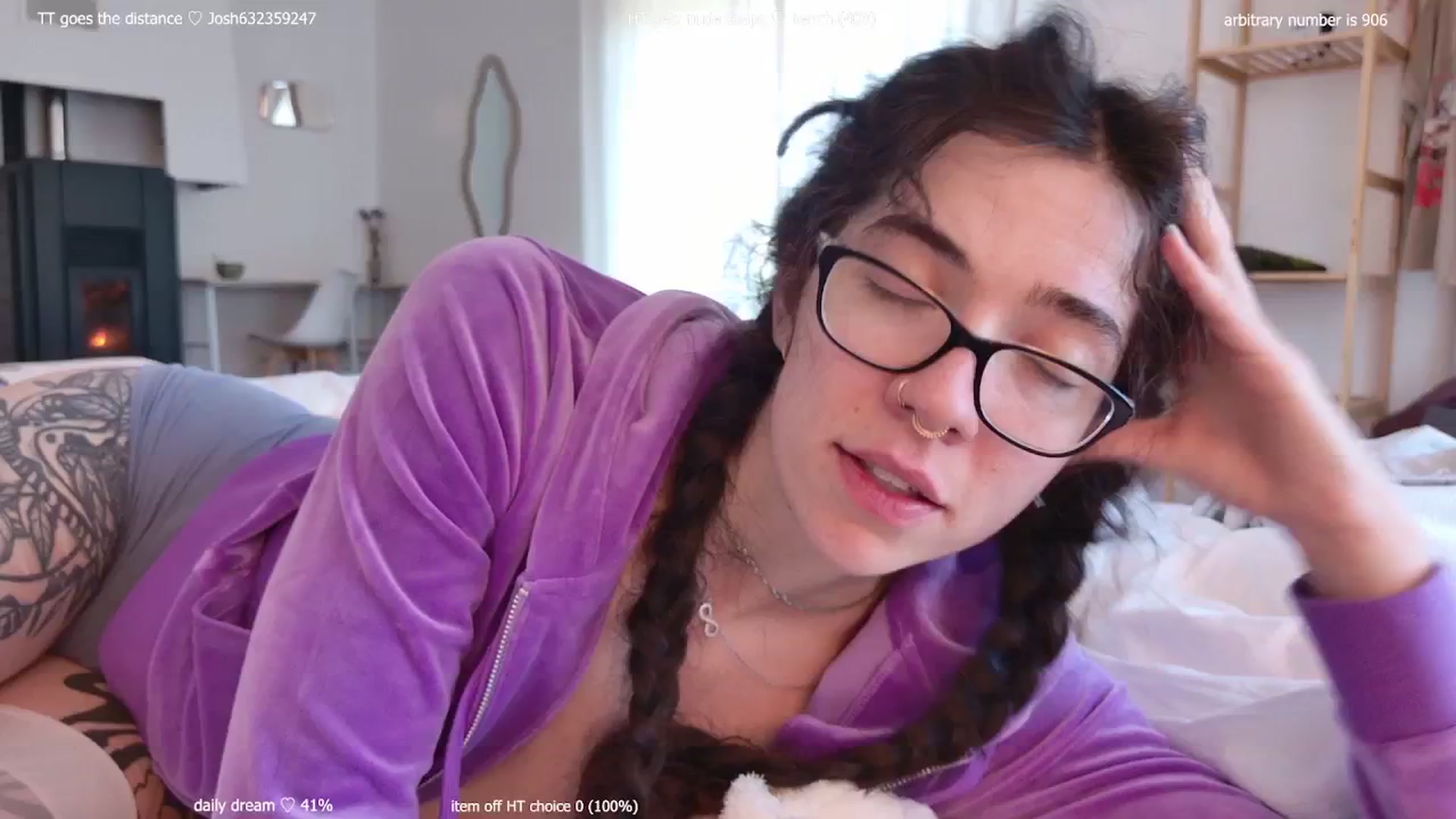 Gallery image thumbnail from afterglow's myfreecams stream on, 03/16/2026, 08:23 image 9 of 20