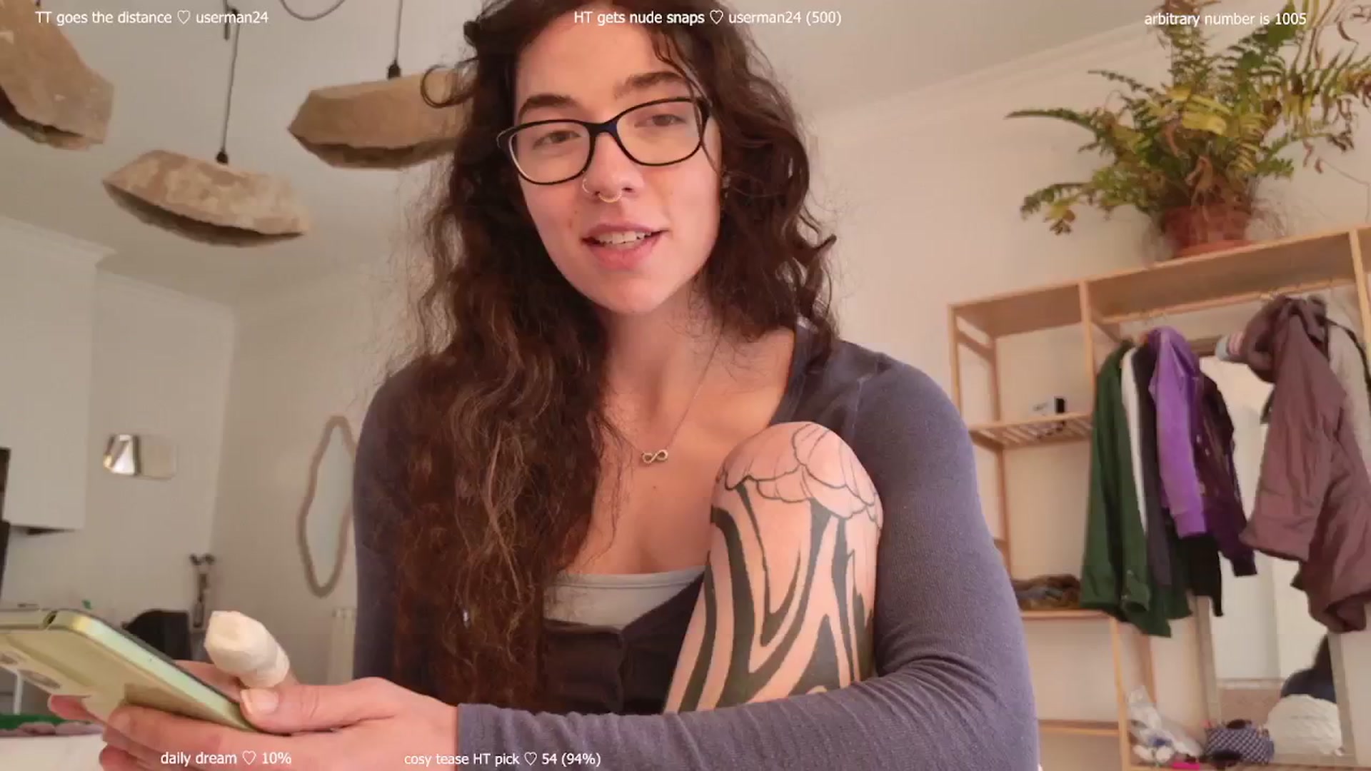 Gallery image thumbnail from afterglow's myfreecams stream on, 03/19/2026, 09:33 image 9 of 20