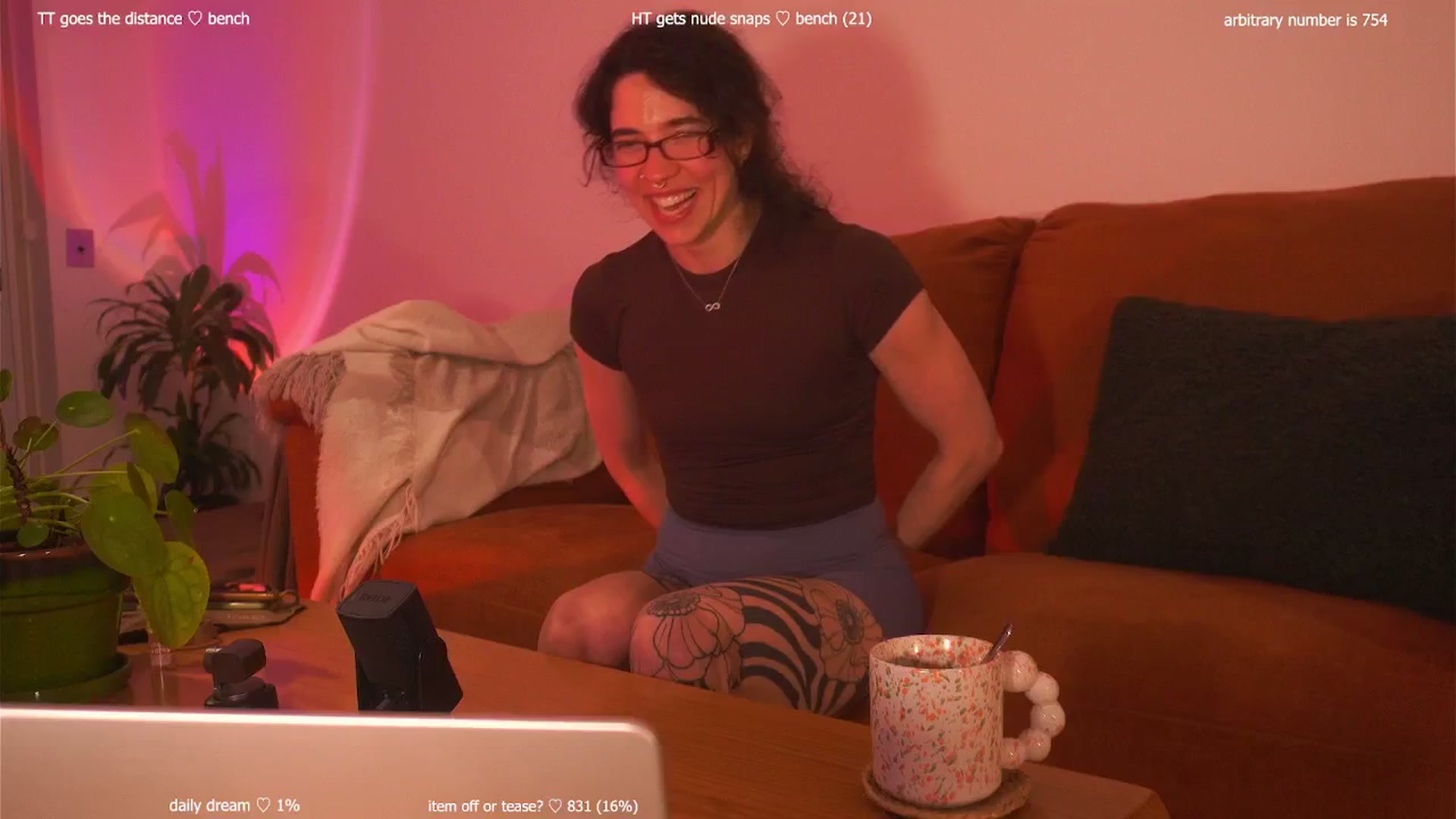Gallery image thumbnail from afterglow's myfreecams stream on, 03/22/2026, 02:55 image 1 of 20