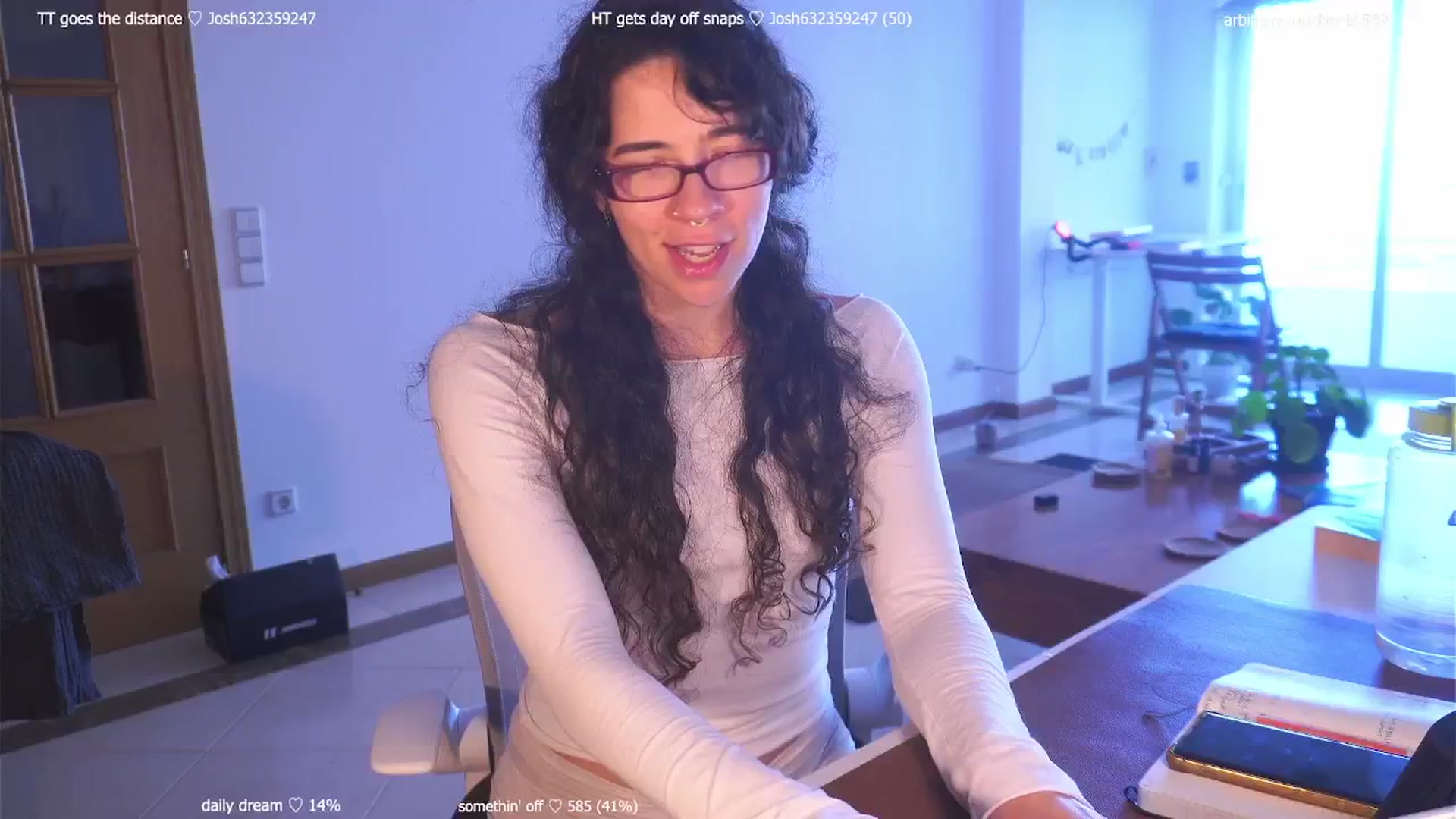 Gallery image thumbnail from afterglow's myfreecams stream on, 03/30/2026, 10:23 image 7 of 20