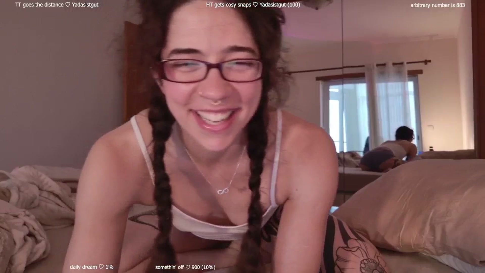 Gallery image thumbnail from afterglow's myfreecams stream on, 04/20/2026, 06:44 image 7 of 20