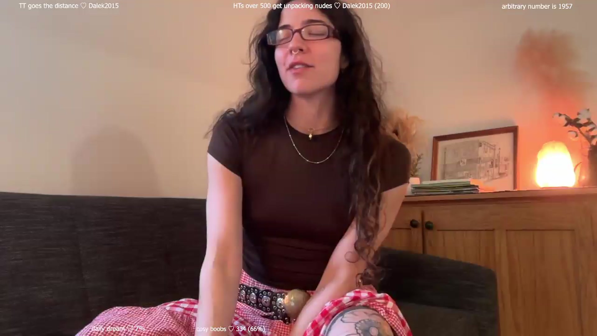 Gallery image thumbnail from afterglow's myfreecams stream on, 05/04/2026, 22:01 image 9 of 20