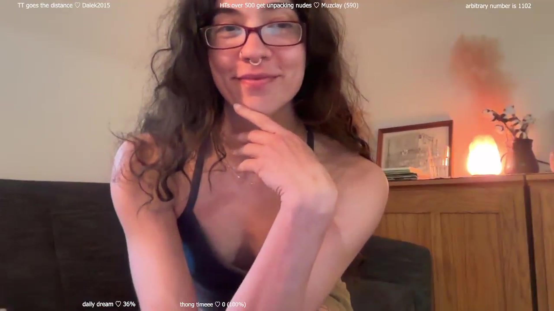 Gallery image thumbnail from afterglow's myfreecams stream on, 05/05/2026, 24:01 image 19 of 20
