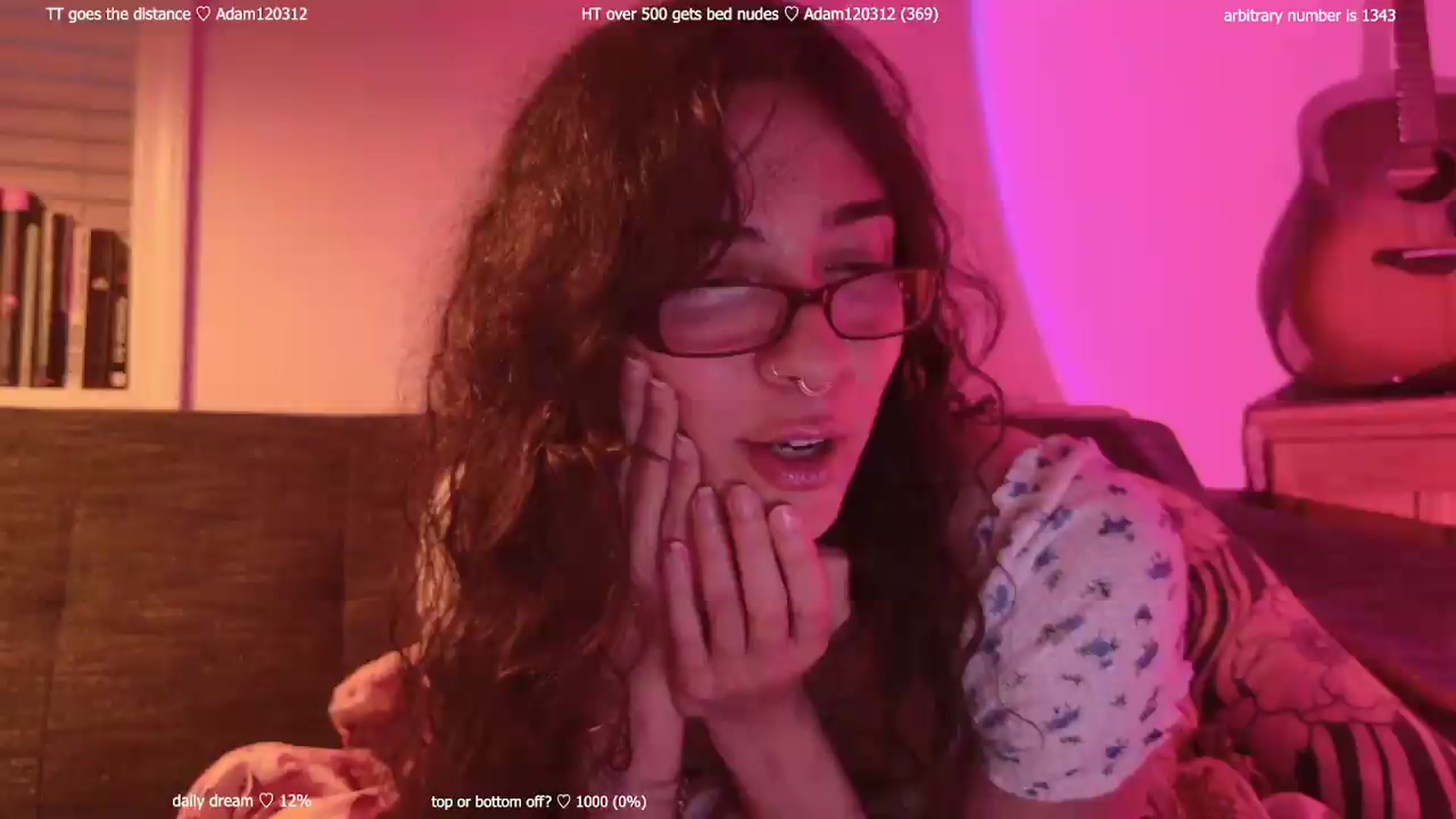 Gallery image thumbnail from afterglow's myfreecams stream on, 05/07/2026, 10:25 image 18 of 20
