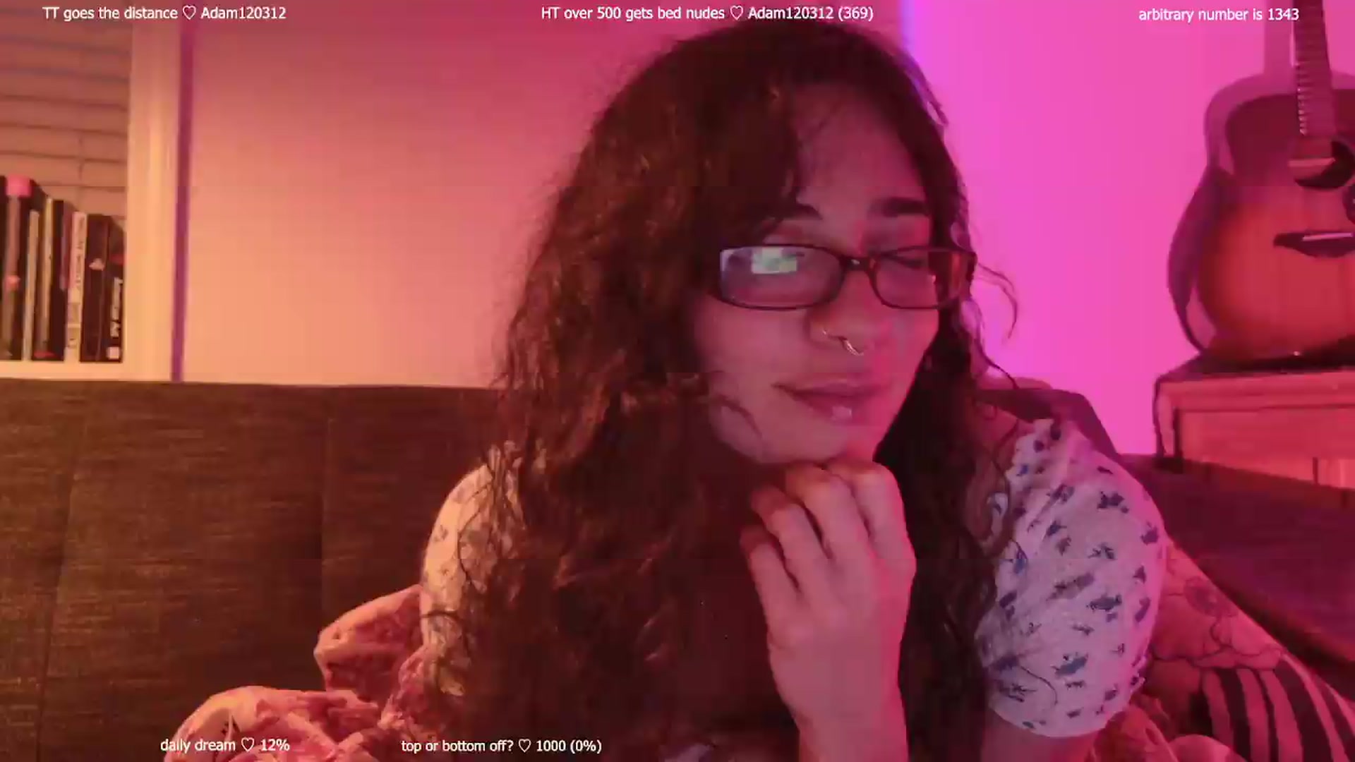 Gallery image thumbnail from afterglow's myfreecams stream on, 05/07/2026, 10:25 image 15 of 20