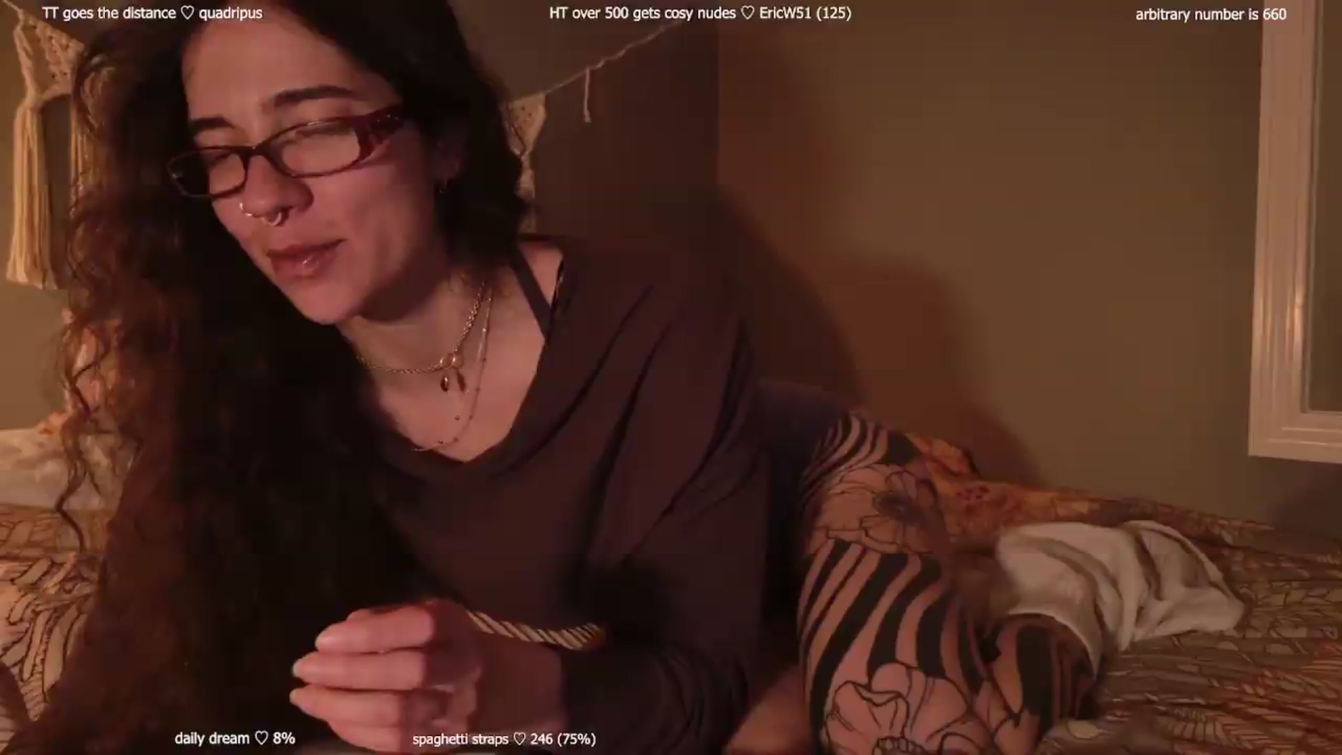 Gallery image thumbnail from afterglow's myfreecams stream on, 05/14/2026, 09:45 image 17 of 20