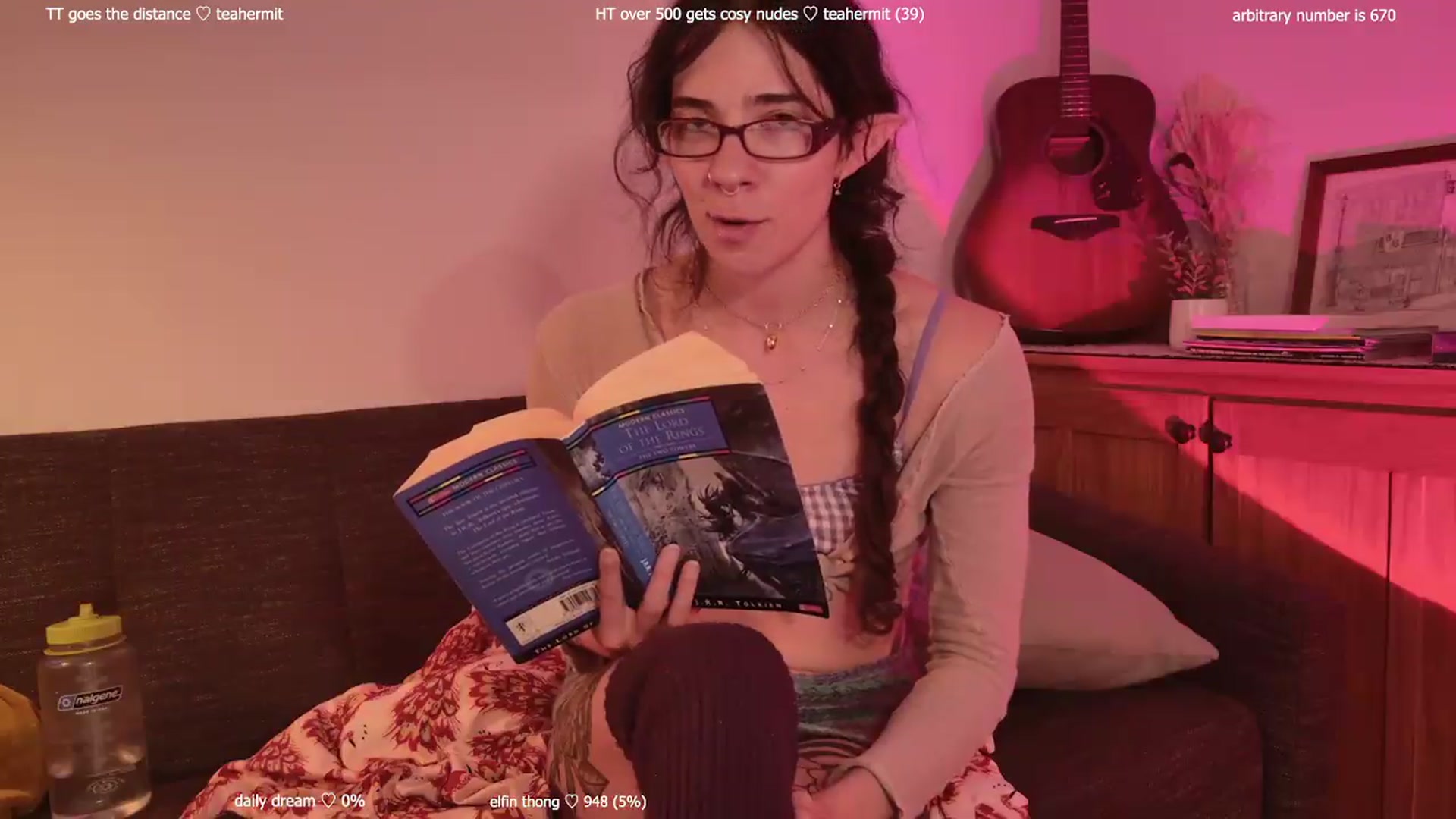Gallery image thumbnail from afterglow's myfreecams stream on, 05/15/2026, 04:04 image 4 of 20
