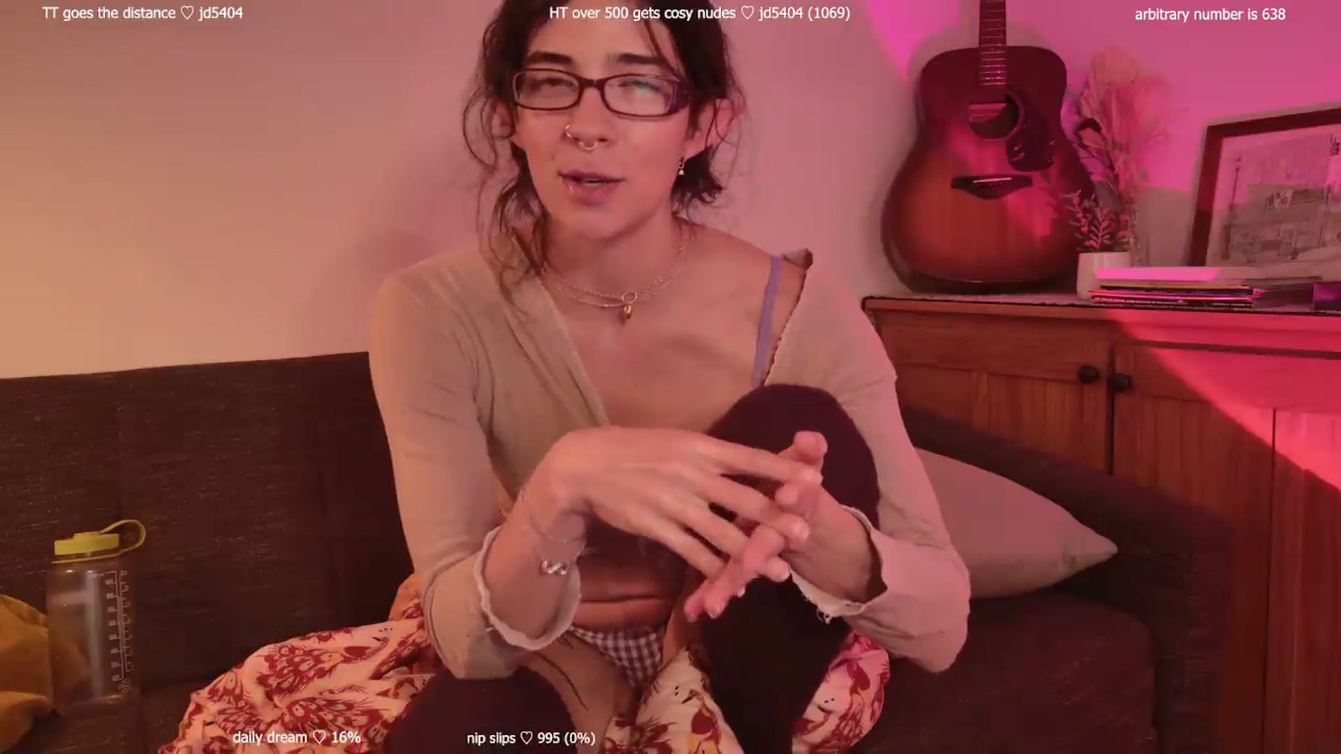 Gallery image thumbnail from afterglow's myfreecams stream on, 05/15/2026, 04:04 image 15 of 20