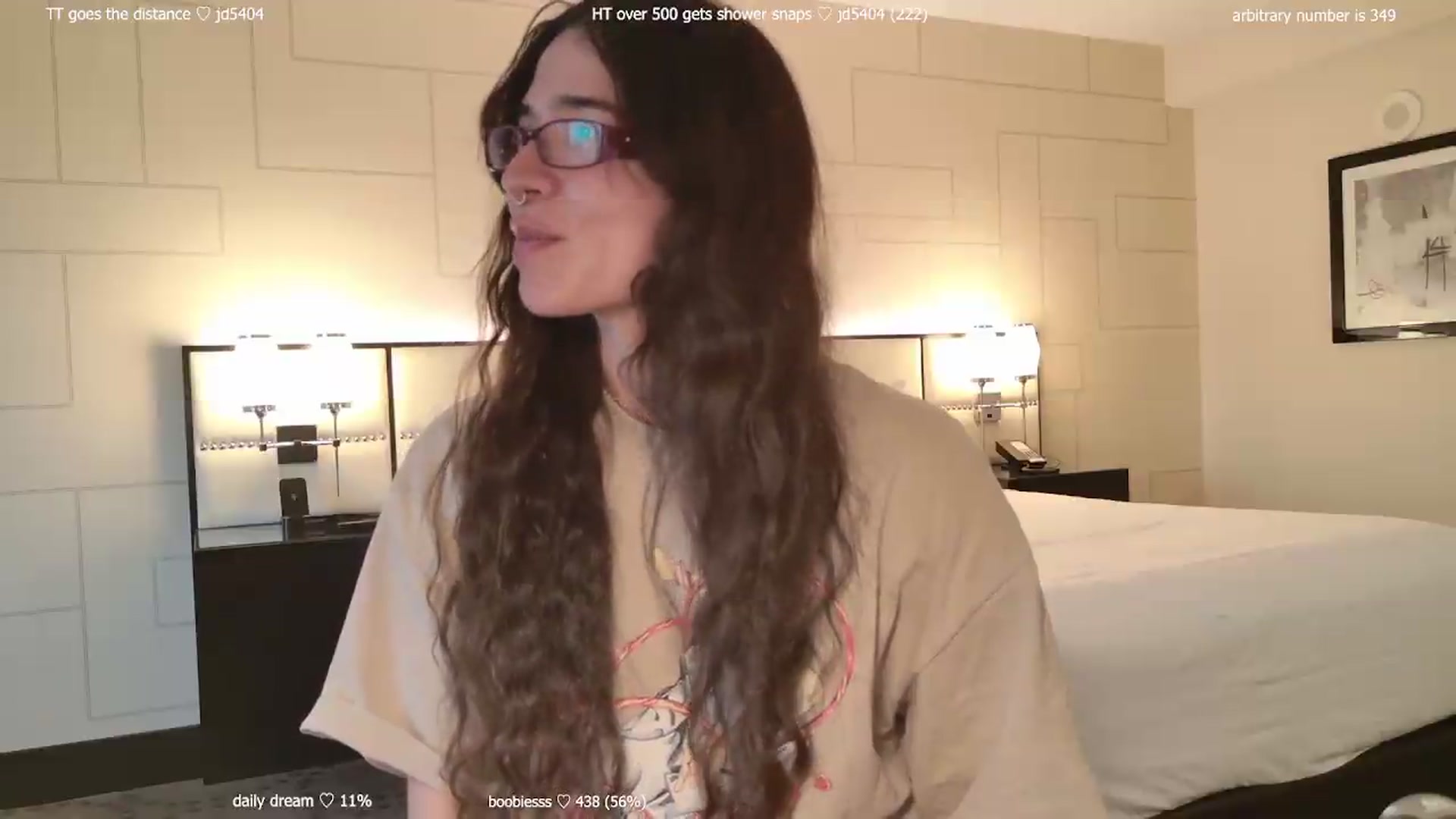 Gallery image thumbnail from afterglow's myfreecams stream on, 05/22/2026, 03:51 image 13 of 20