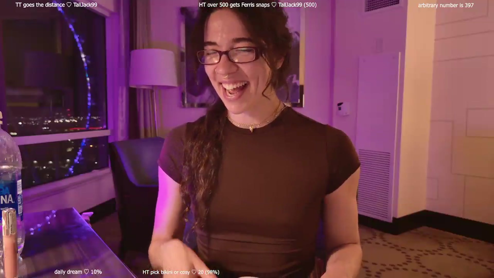 Gallery image thumbnail from afterglow's myfreecams stream on, 05/25/2026, 12:04 image 4 of 20
