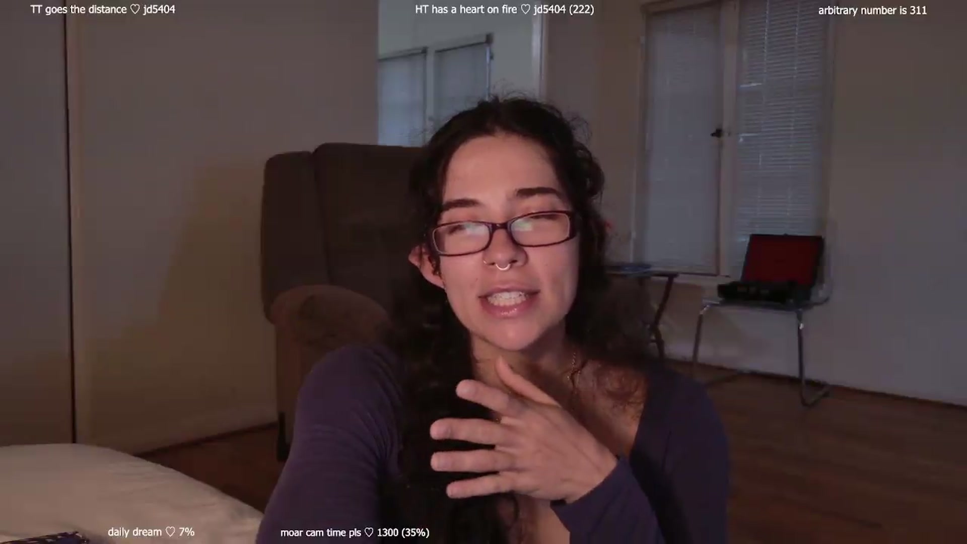 Gallery image thumbnail from afterglow's myfreecams stream on, 06/05/2026, 03:12 image 18 of 20