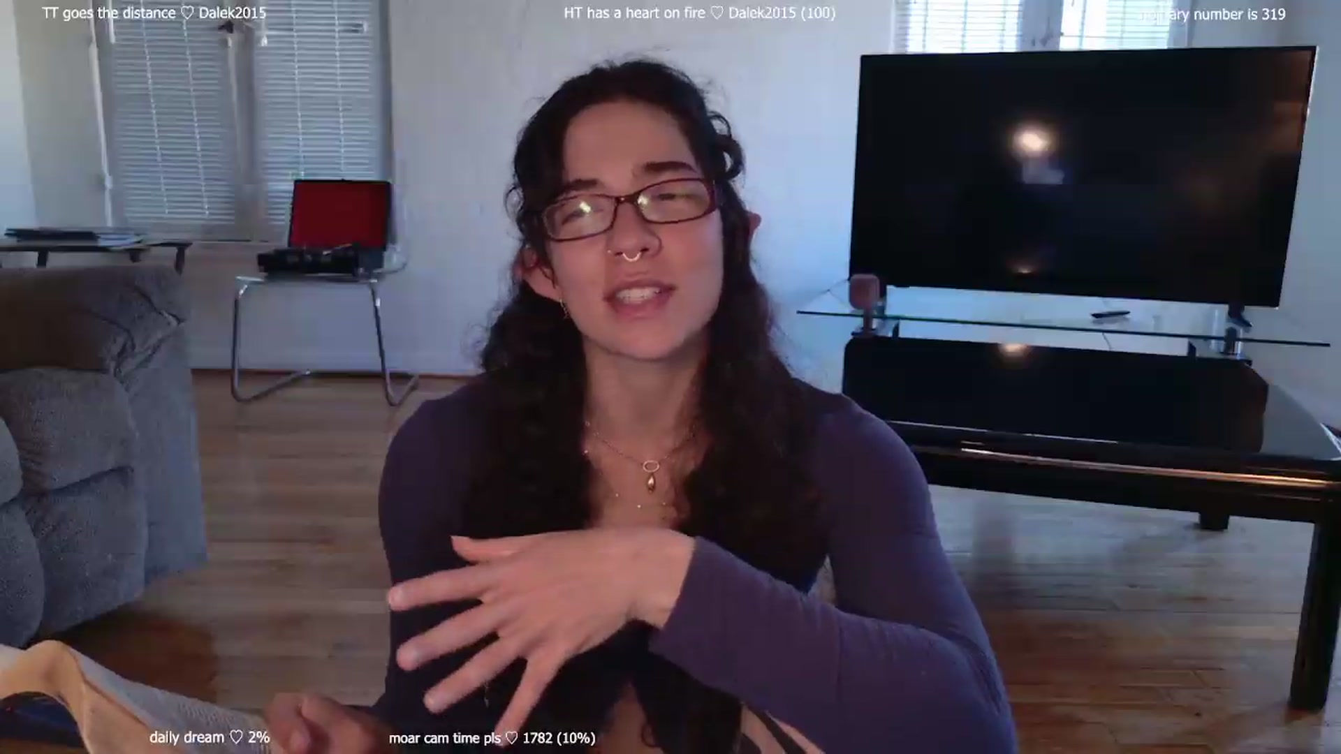 Gallery image thumbnail from afterglow's myfreecams stream on, 06/05/2026, 03:12 image 8 of 20