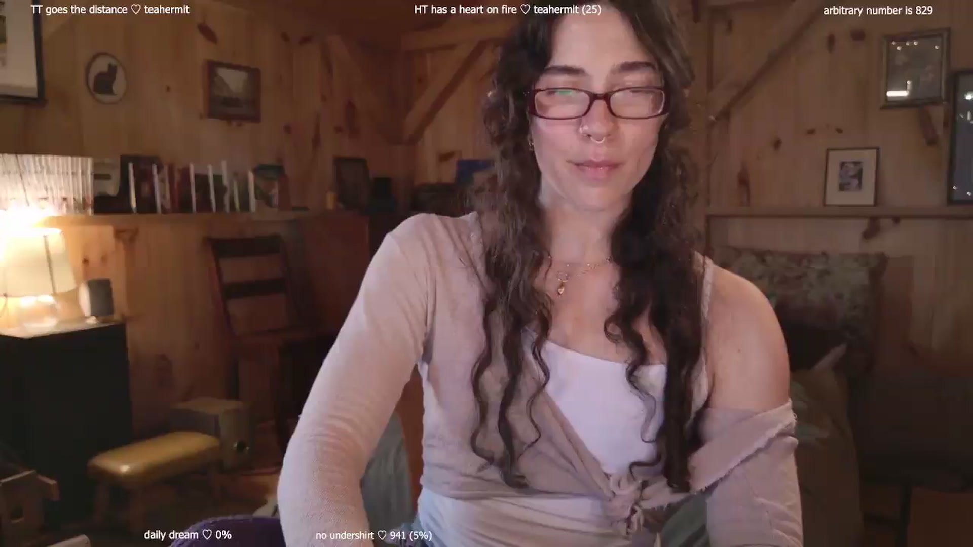 Gallery image thumbnail from afterglow's myfreecams stream on, 06/19/2026, 04:07 image 1 of 20