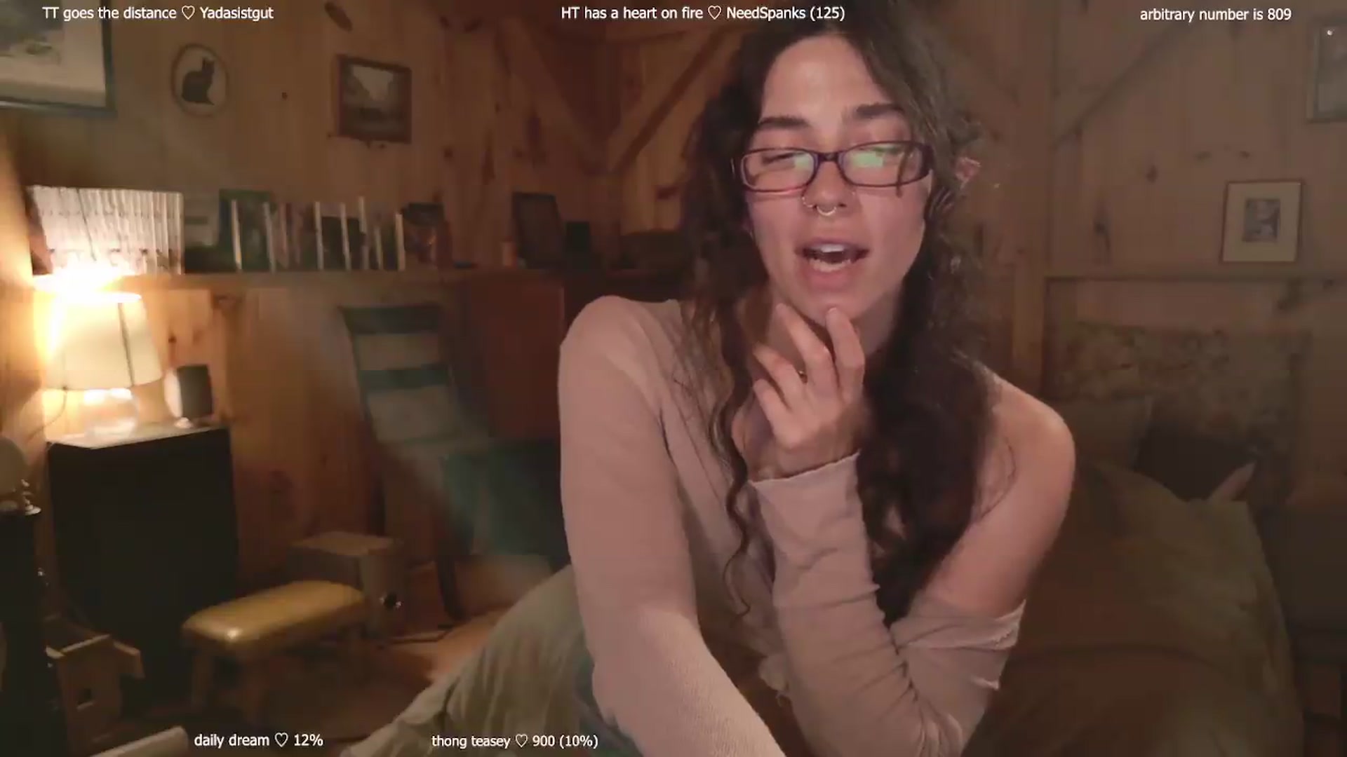 Gallery image thumbnail from afterglow's myfreecams stream on, 06/19/2026, 04:07 image 11 of 20