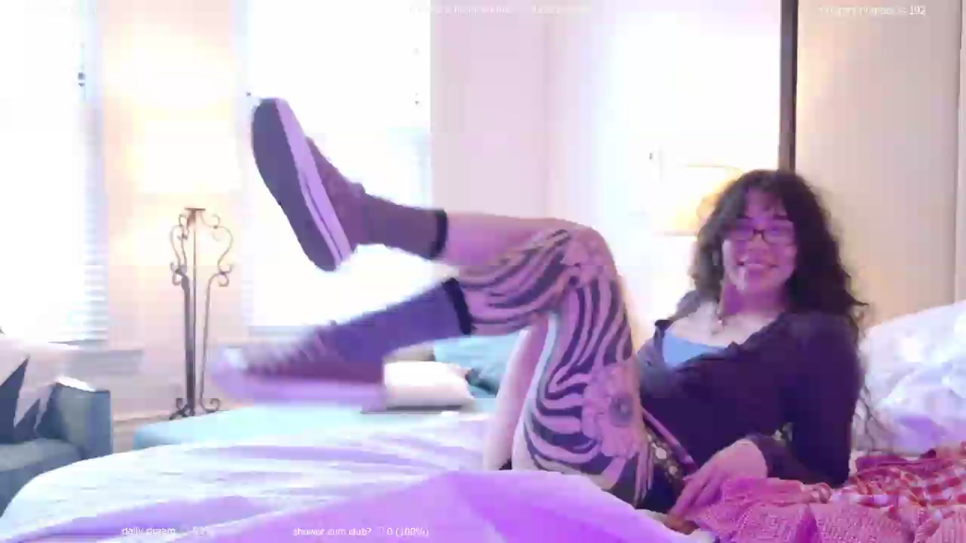 Gallery image thumbnail from afterglow's myfreecams stream on, 07/05/2026, 12:13 image 18 of 20