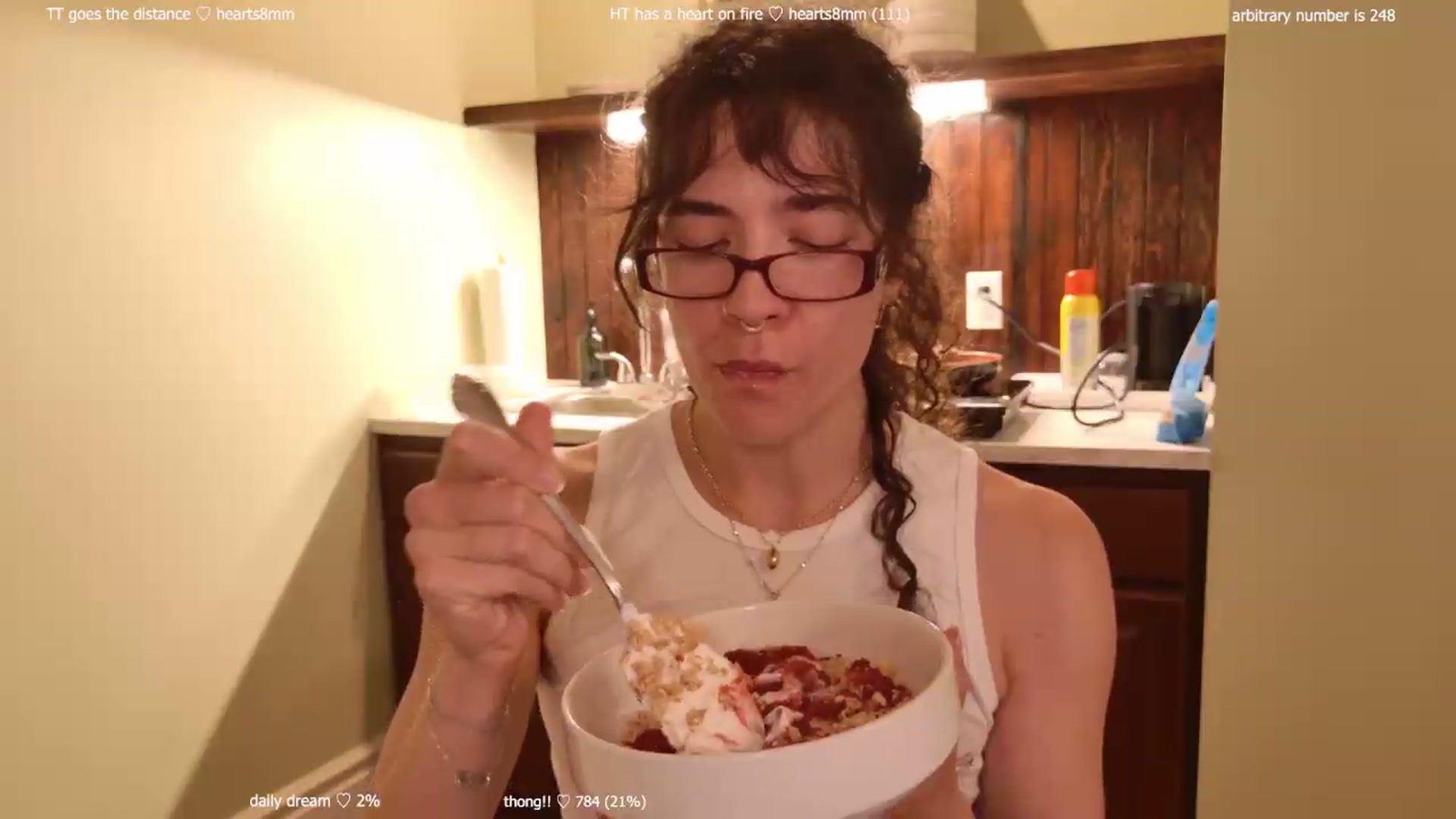 Gallery image thumbnail from afterglow's myfreecams stream on, 07/09/2026, 07:30 image 13 of 20