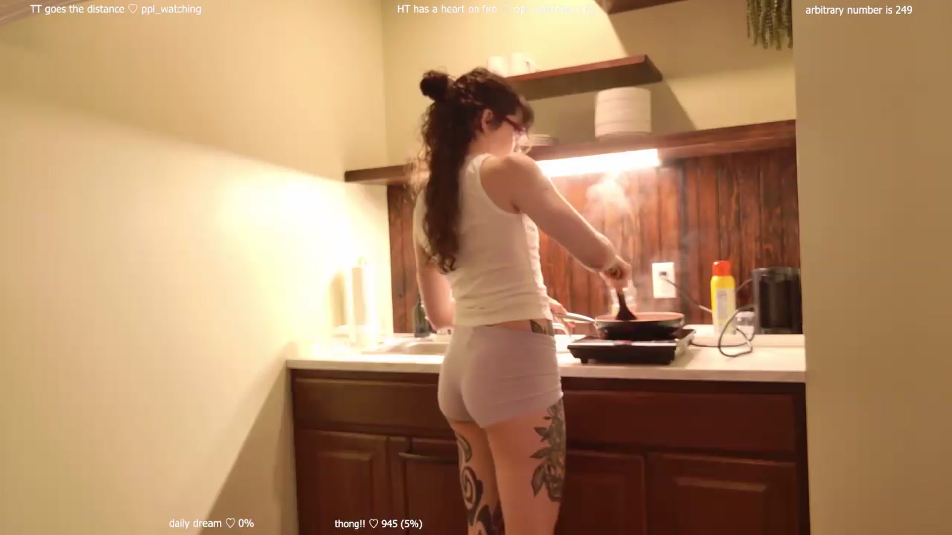 Gallery image thumbnail from afterglow's myfreecams stream on, 07/09/2026, 07:30 image 9 of 20