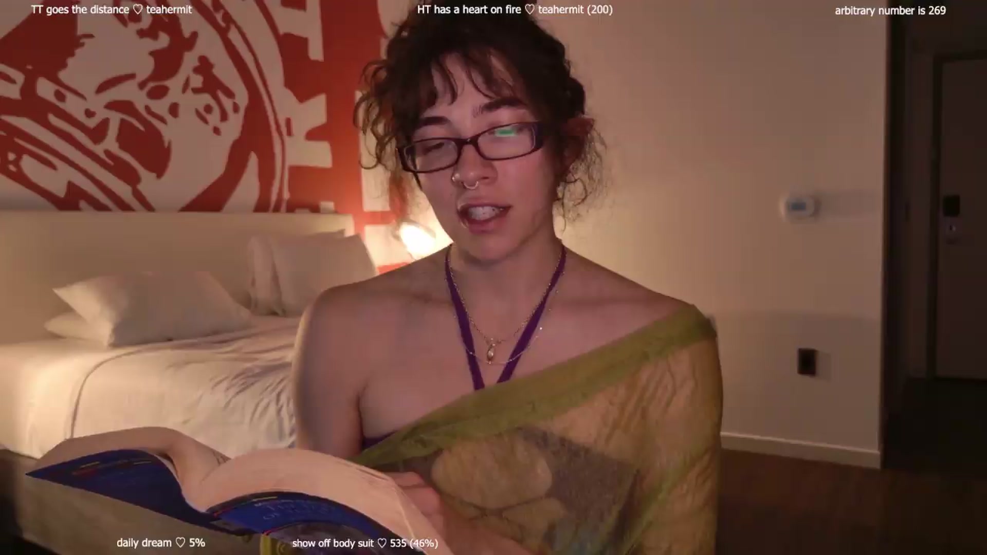 Gallery image thumbnail from afterglow's myfreecams stream on, 07/10/2026, 02:46 image 12 of 20