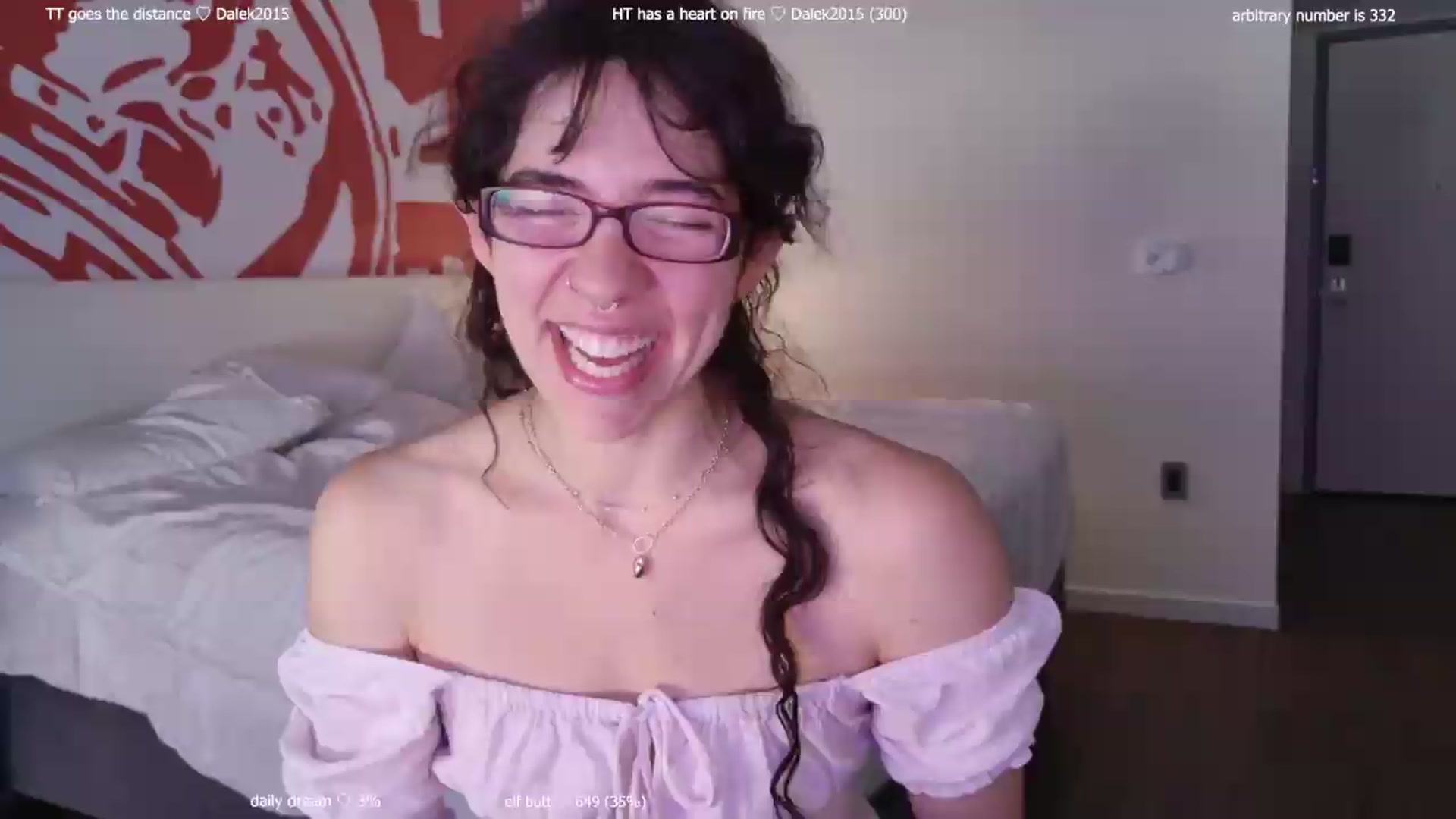 Gallery image thumbnail from afterglow's myfreecams stream on, 07/17/2026, 24:01 image 9 of 20